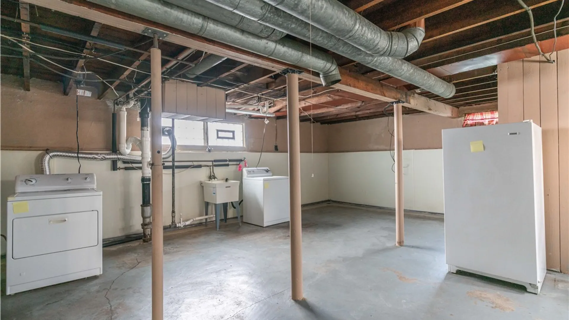 Property at 247 Rounds Avenue, Buffalo, NY 14215 29