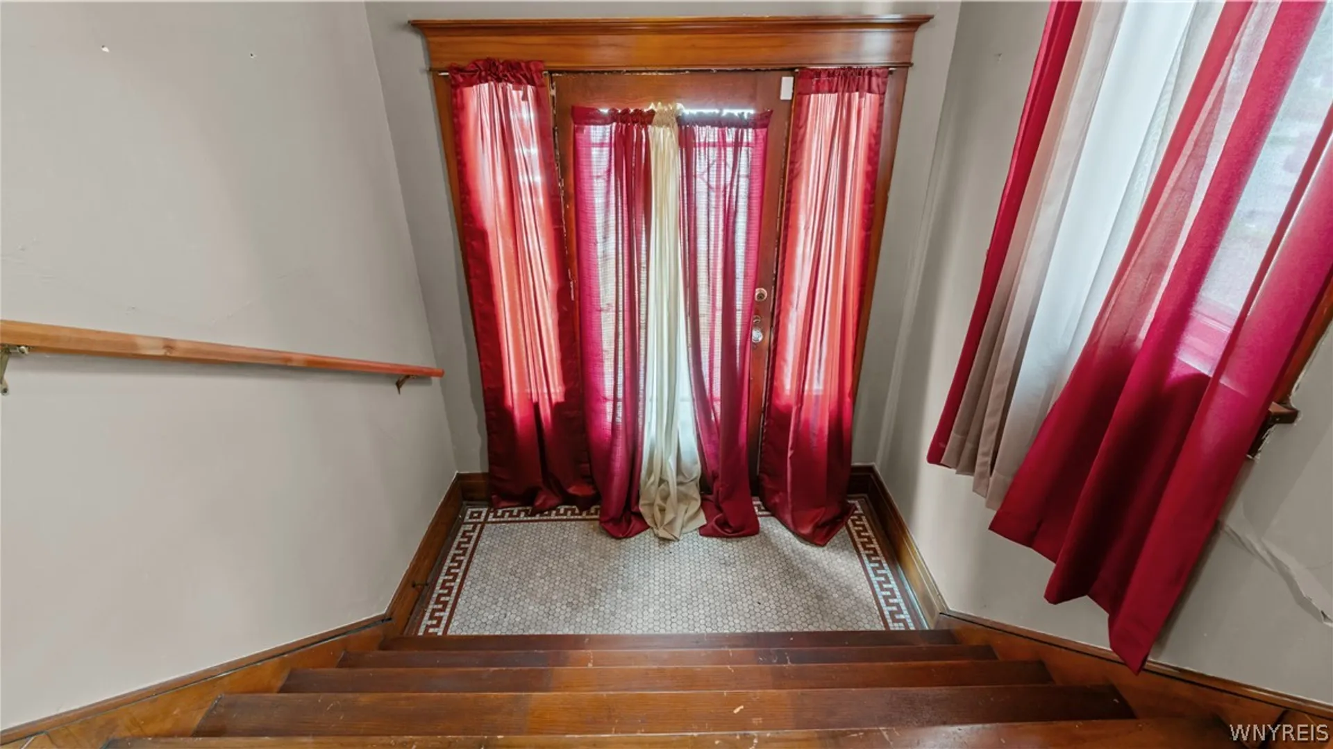 Property at 247 Rounds Avenue, Buffalo, NY 14215 34