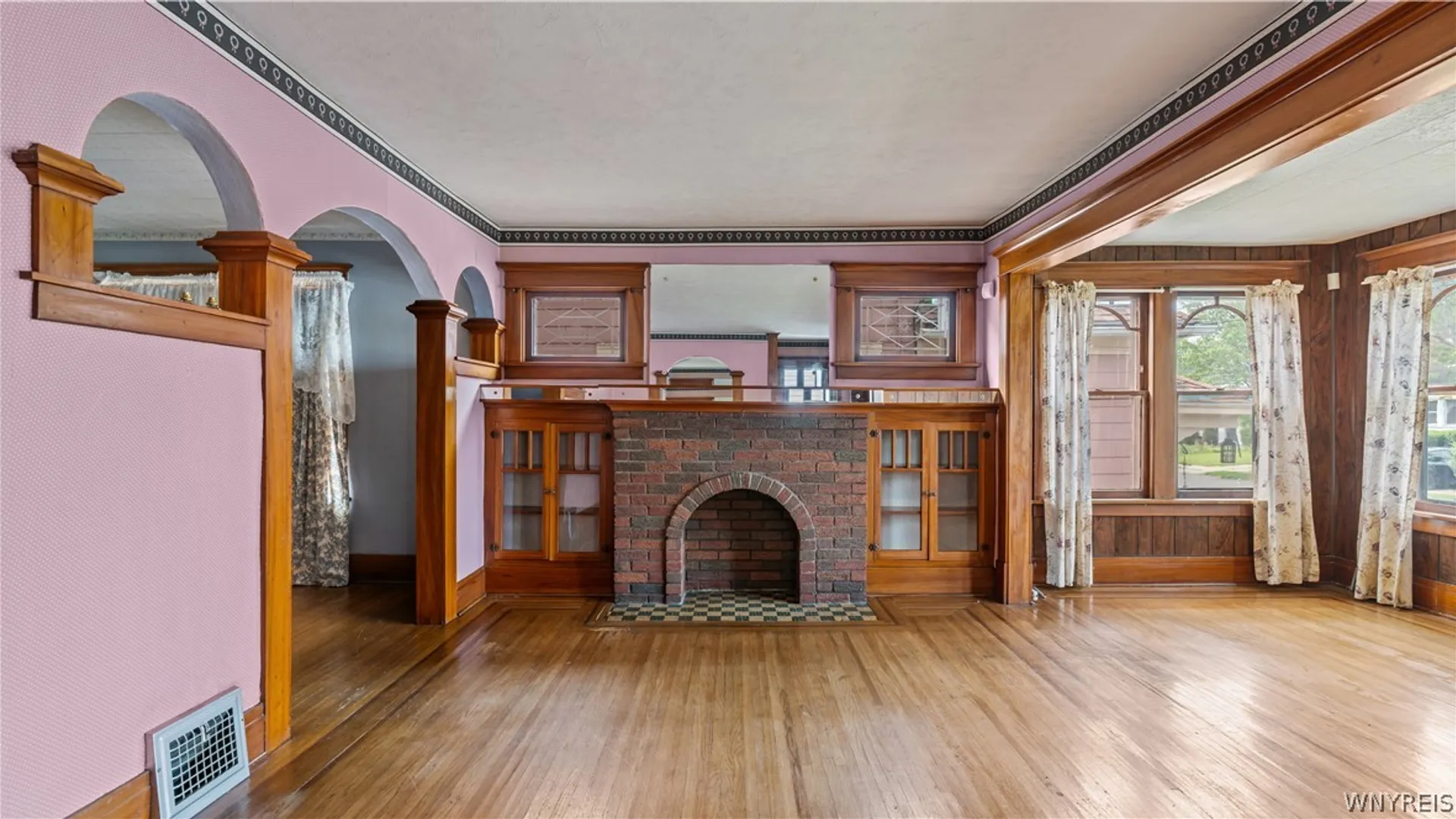 Property at 247 Rounds Avenue, Buffalo, NY 14215 4