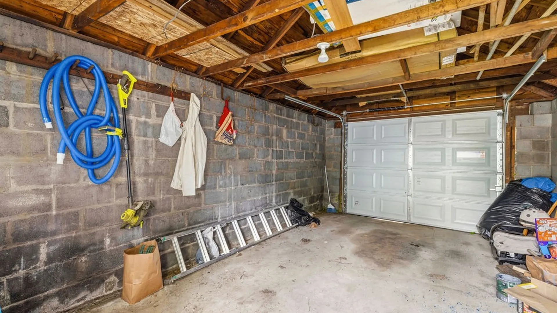 Property at 2259 Michigan Ave Avenue, Niagara Falls, NY 14305 24