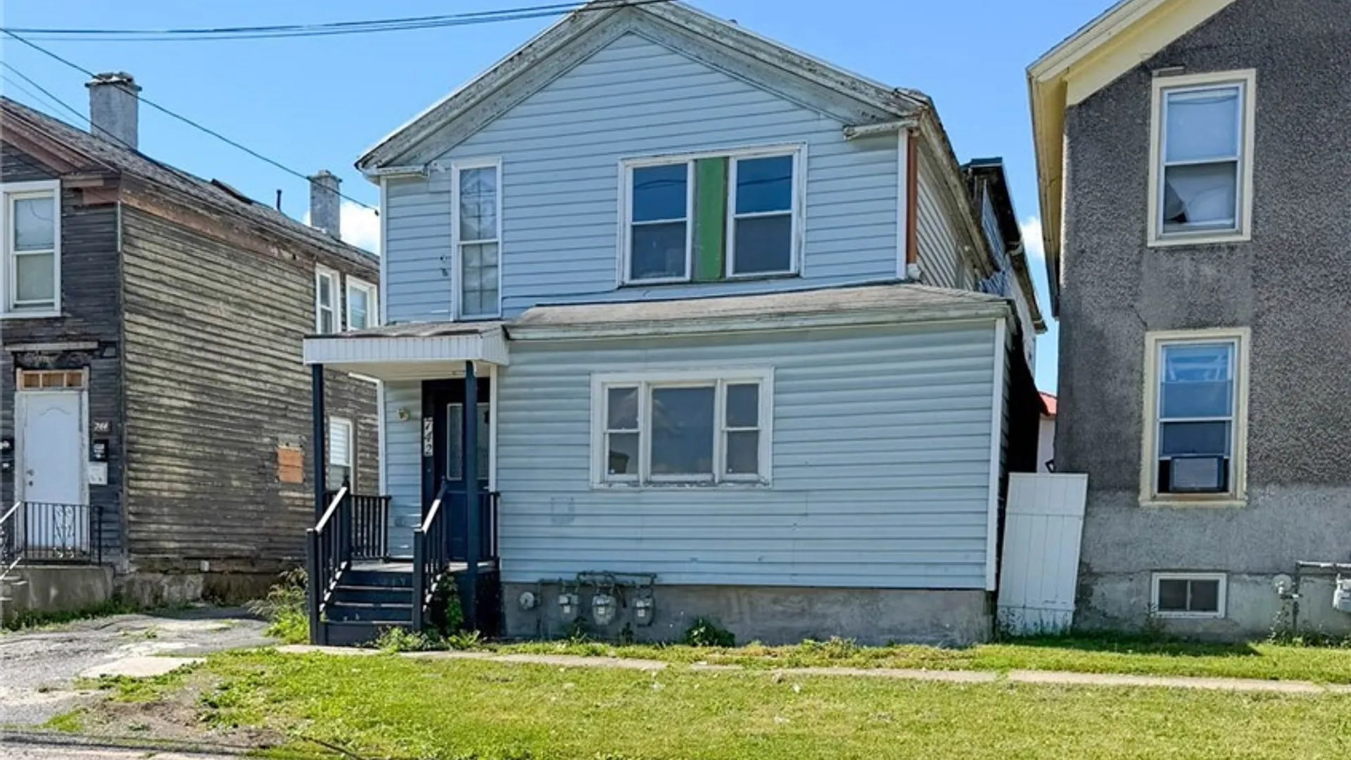 Property at 742 Jay Street, Utica, NY 13501 4
