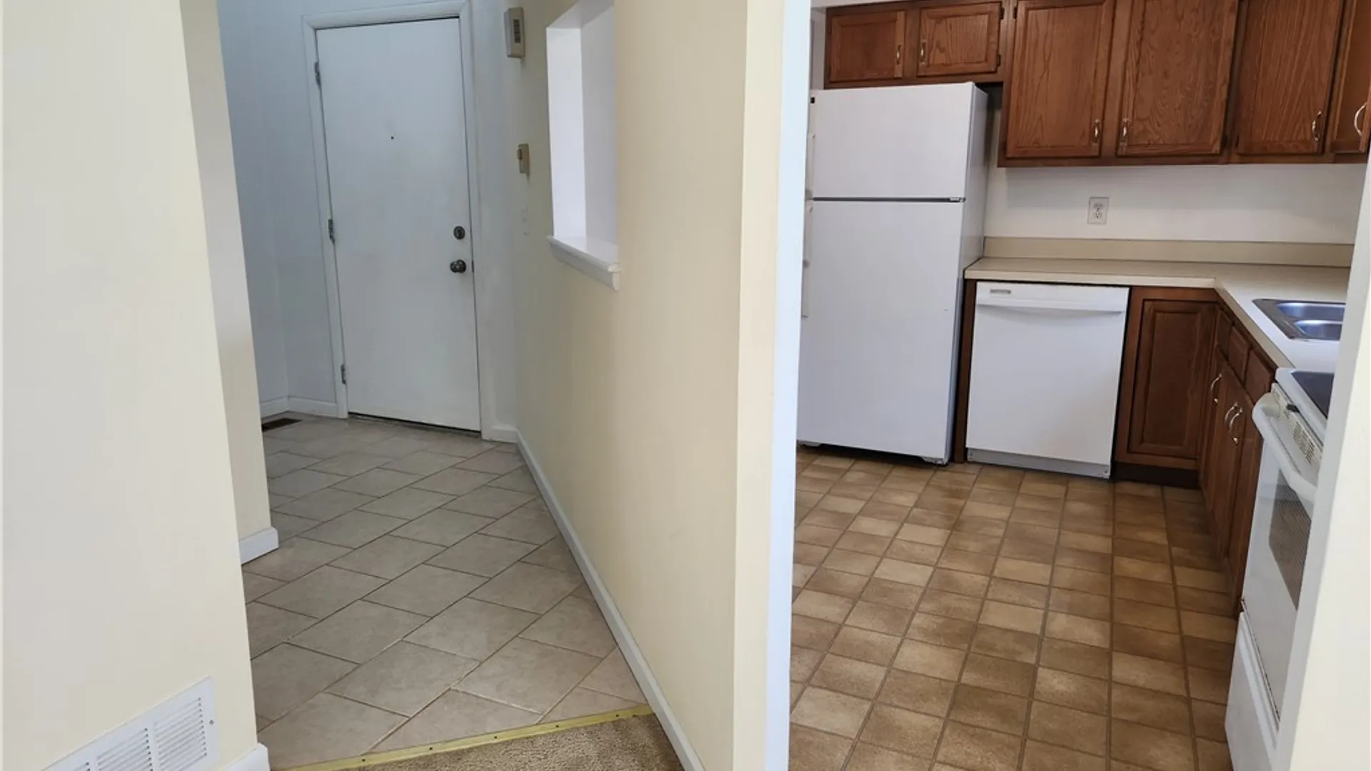 Property at 8413 Fathom Drive, Clay, NY 13027 7