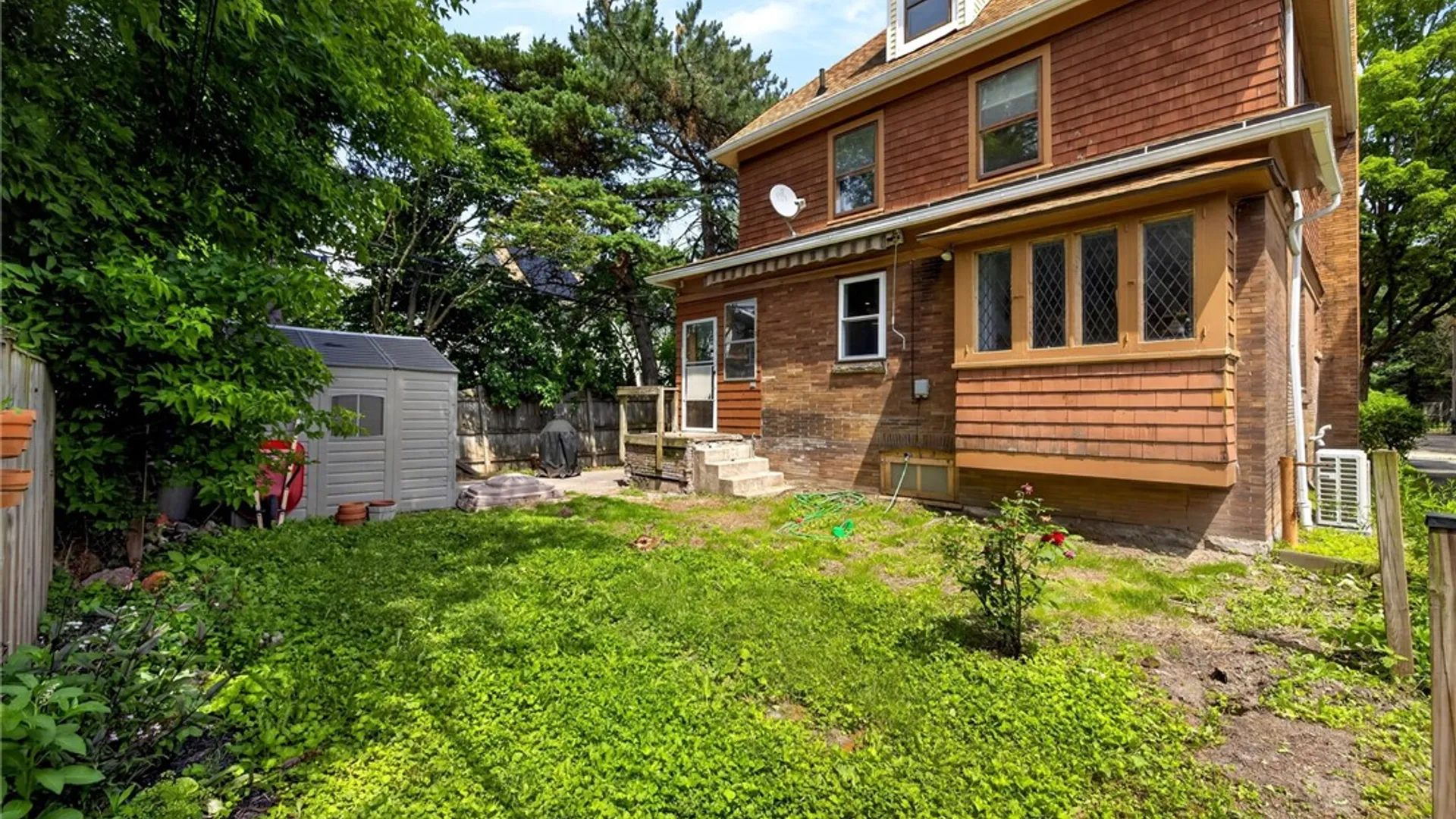 Property at 241 Brunswick St, Rochester, NY 14607 37