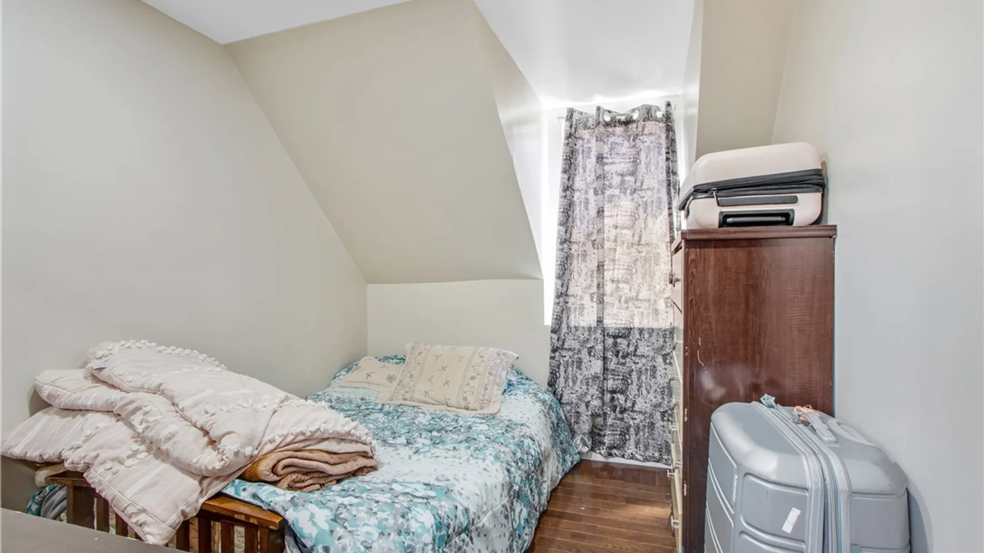 Property at 29 Churchill Street, Buffalo, NY 14207 30