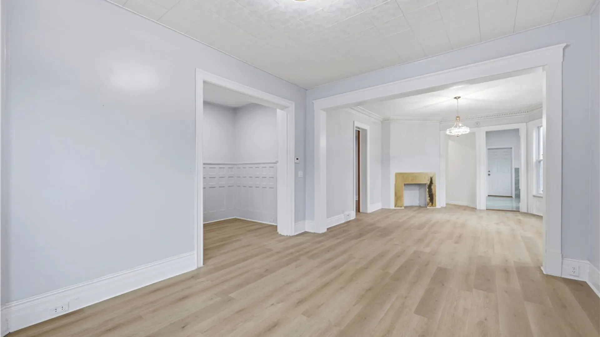 Property at 46 Woodlawn Avenue, Buffalo, NY 14209 5