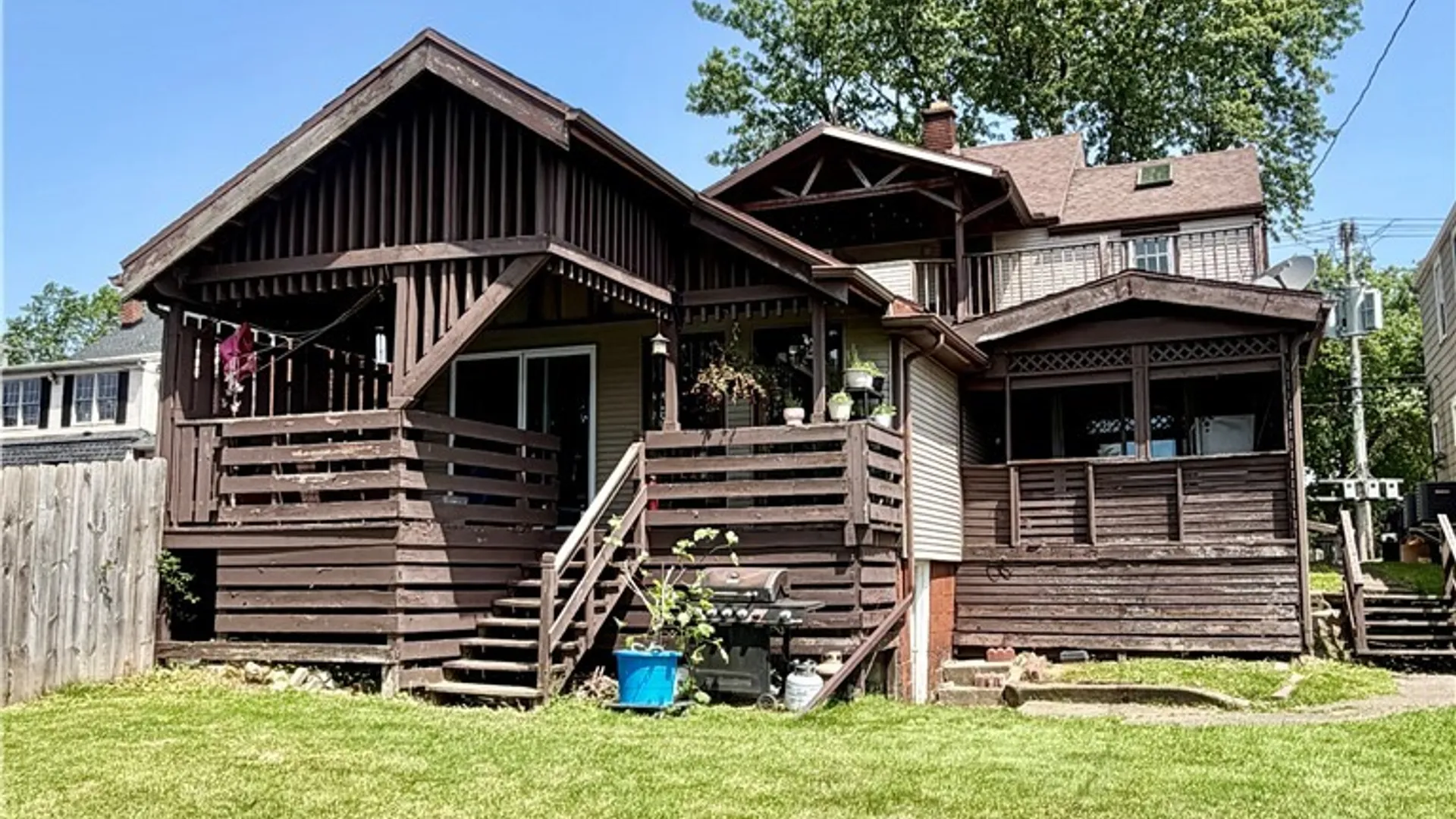 Property at 1087 Ridge Road, Lackawanna, NY 14218 2