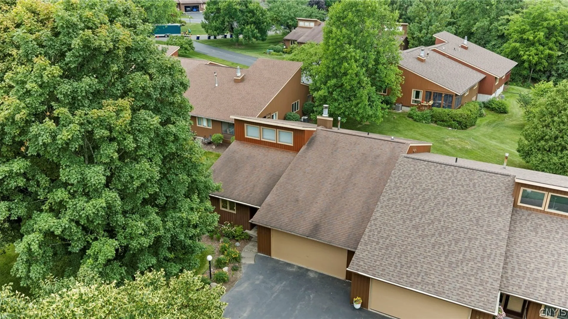 Property at 202 Weatheridge Drive, Camillus, NY 13031 38