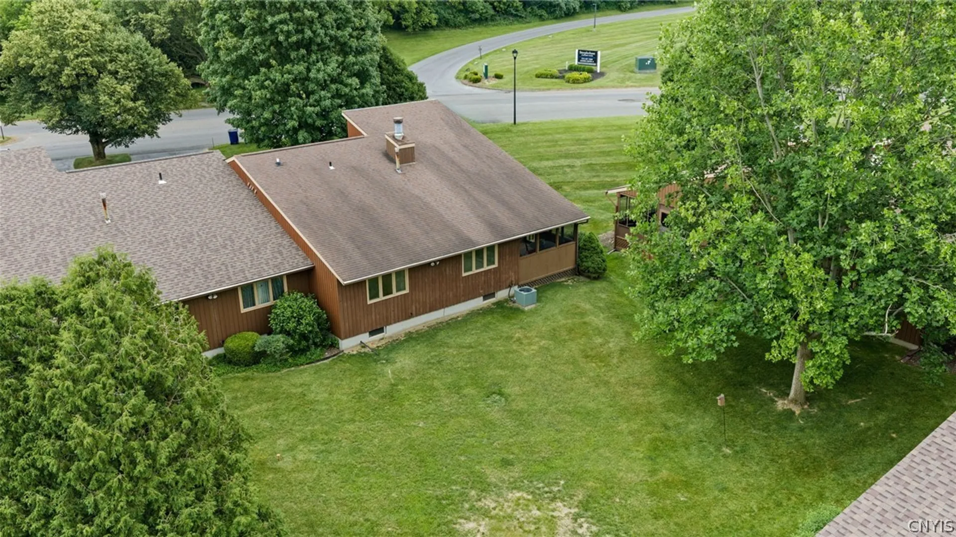 Property at 202 Weatheridge Drive, Camillus, NY 13031 40