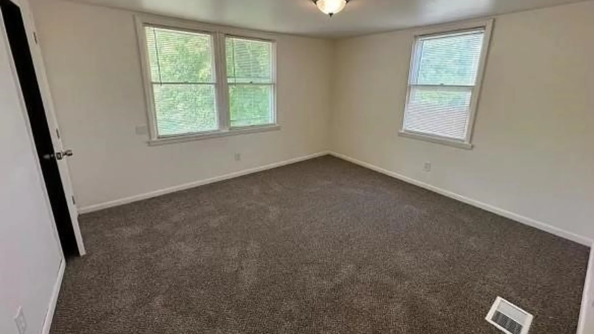 Property at 351 Gooding Street, Lockport City, NY 14094 16