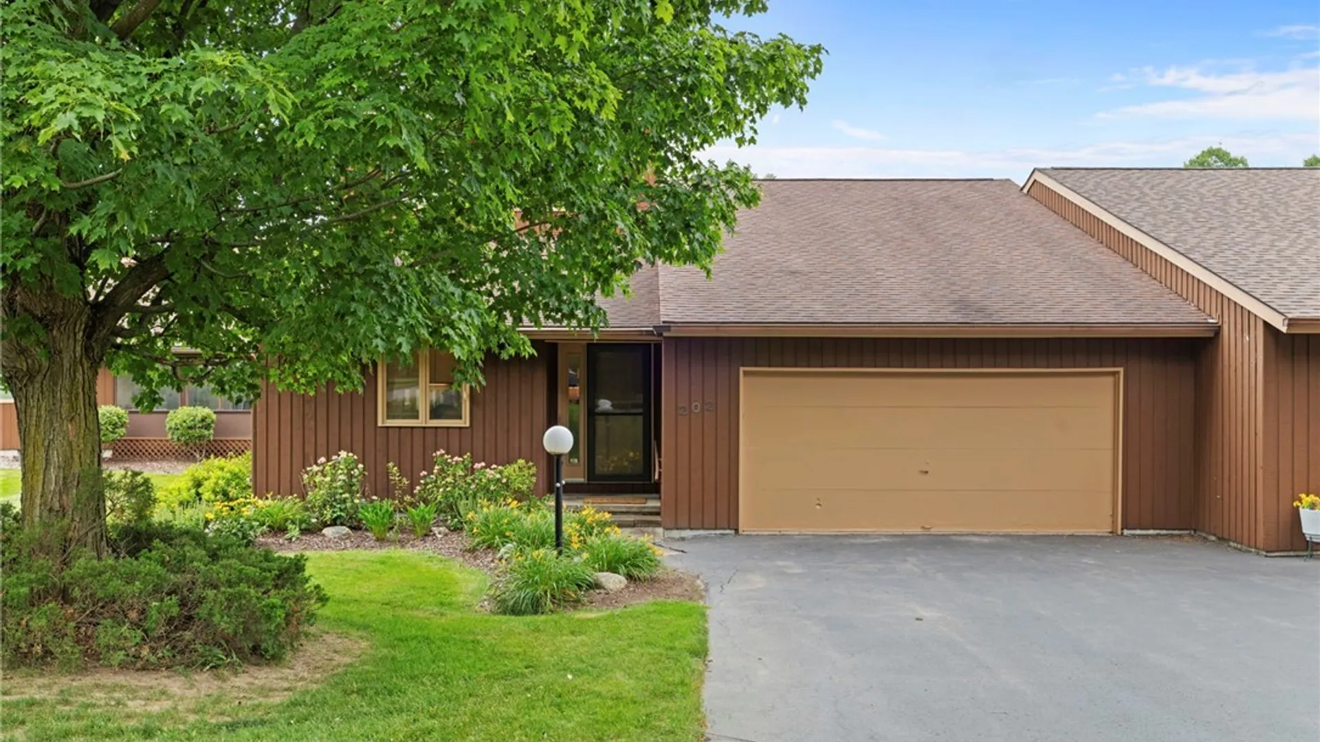 Property at 202 Weatheridge Drive, Camillus, NY 13031 3