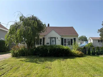 Property at 28 State Street, Royalton, NY 14105