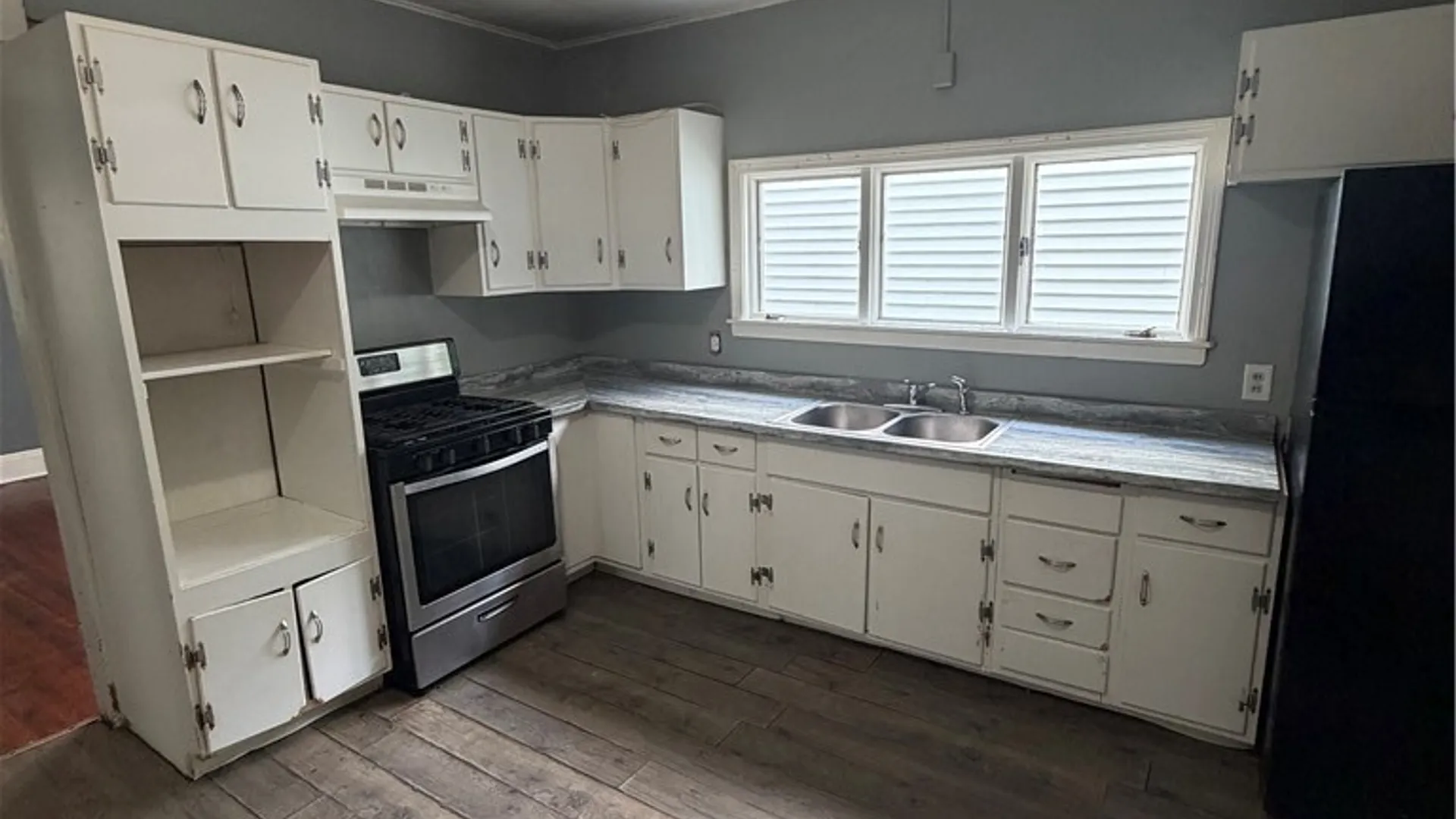 Property at 421 Tompkins Street, Syracuse, NY 13204 13
