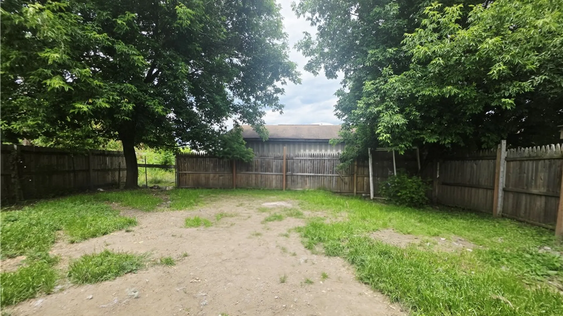 Property at 29 Willis Avenue, Bradford City, PA 16701 14