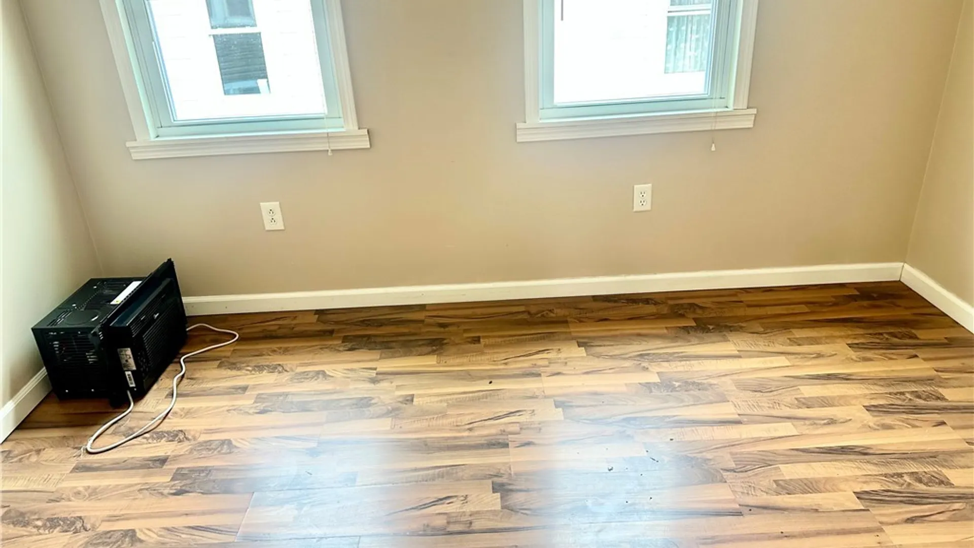 Property at 809 Eagle Street, Utica, NY 13501 28