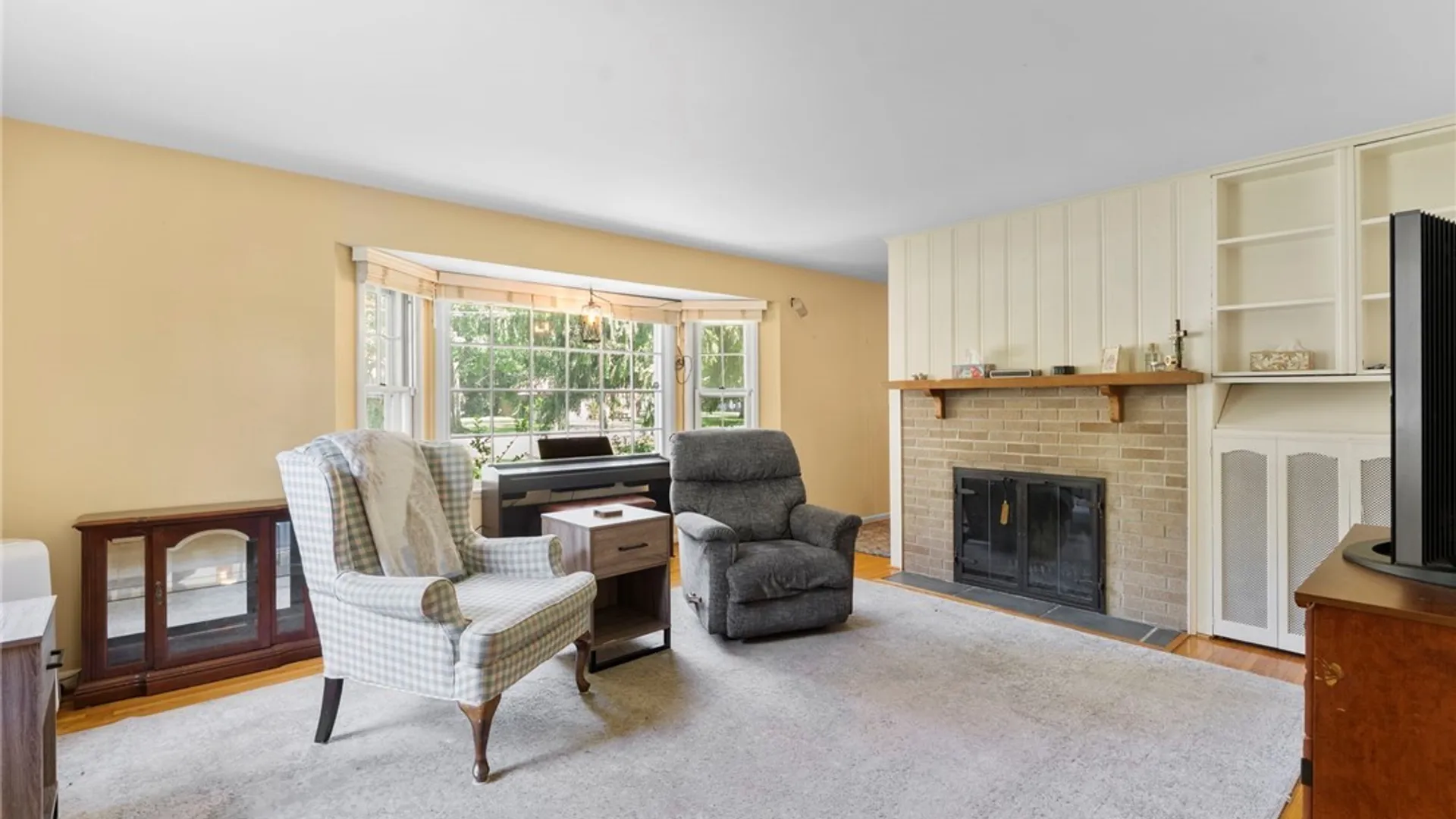 Property at 708 The Circle Drive, Lewiston, NY 14092 3