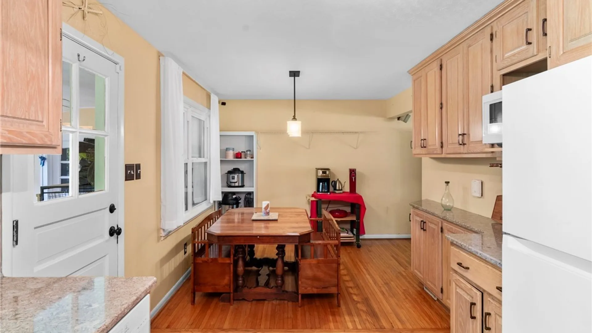 Property at 708 The Circle Drive, Lewiston, NY 14092 7