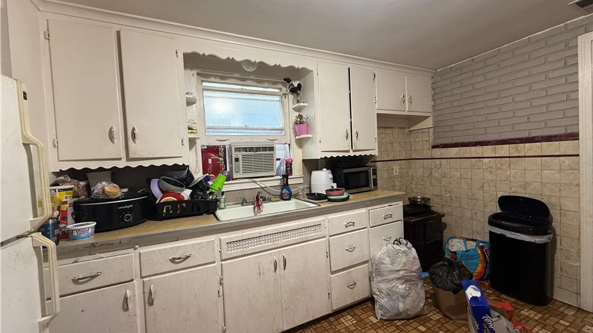 Property at 70 Wex Avenue, Buffalo, NY 14211 5