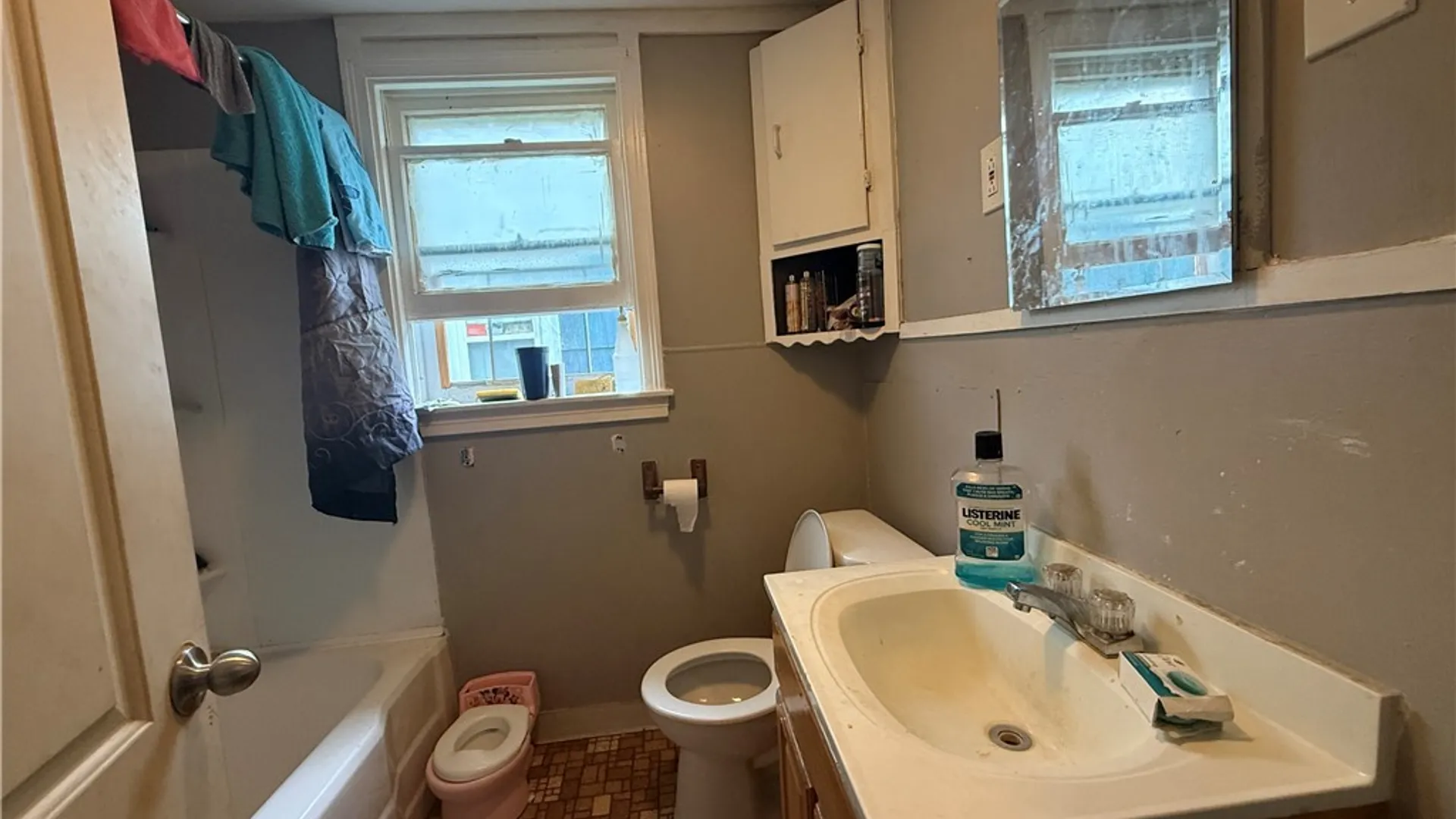 Property at 70 Wex Avenue, Buffalo, NY 14211 9