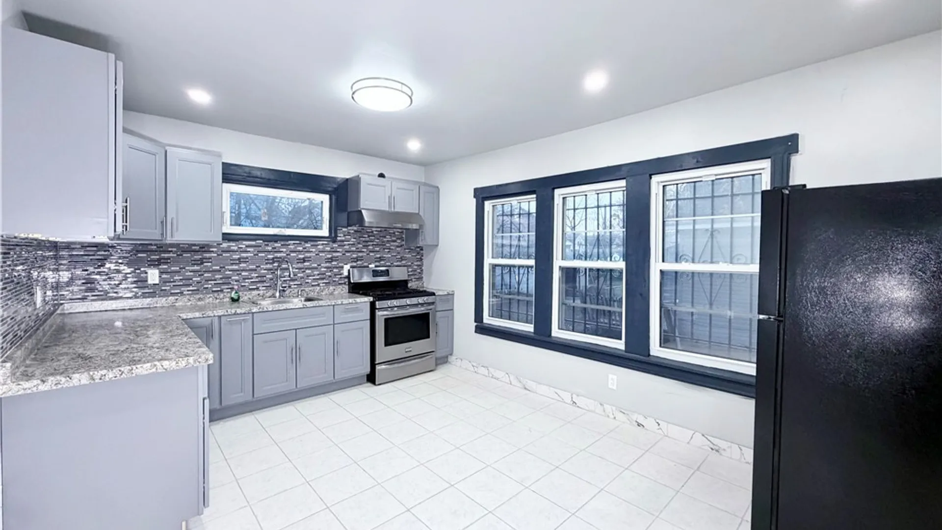 Property at 141 Westminster Avenue, Buffalo, NY 14215 12