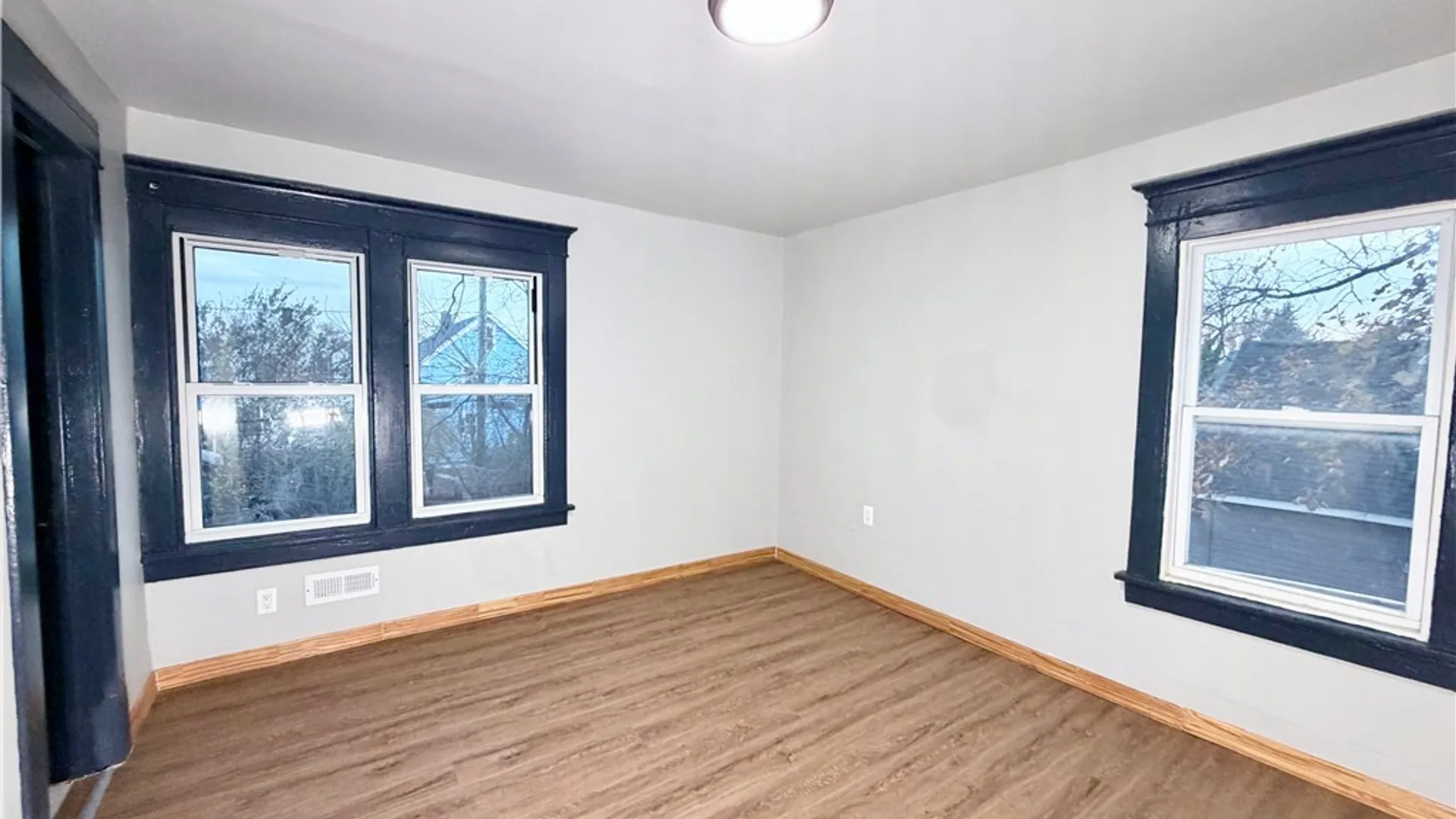 Property at 141 Westminster Avenue, Buffalo, NY 14215 25