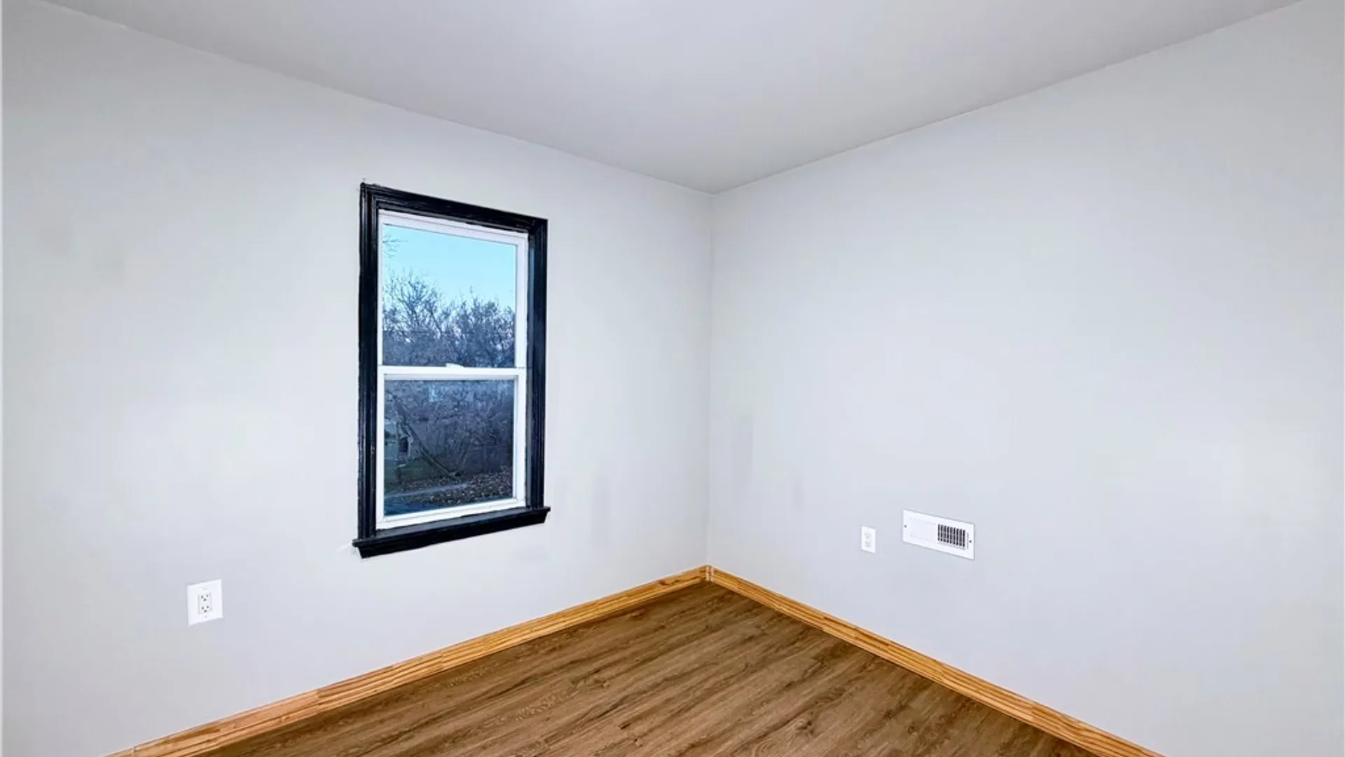 Property at 141 Westminster Avenue, Buffalo, NY 14215 31