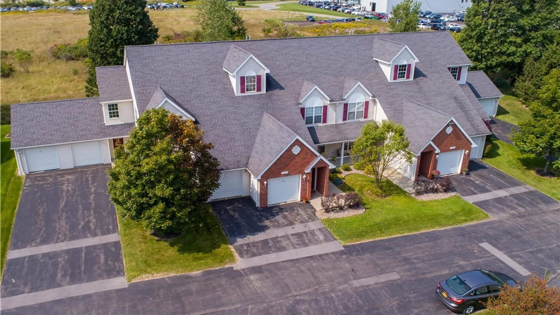 Property at 4100 Stonegate, Amherst, NY 14221 36