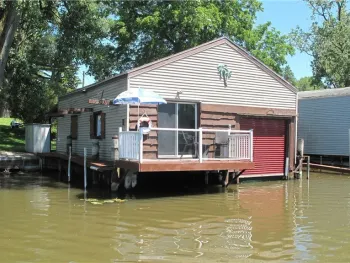 Property at 19 Canal Front Mayors Park, North Tonawanda, NY 14120