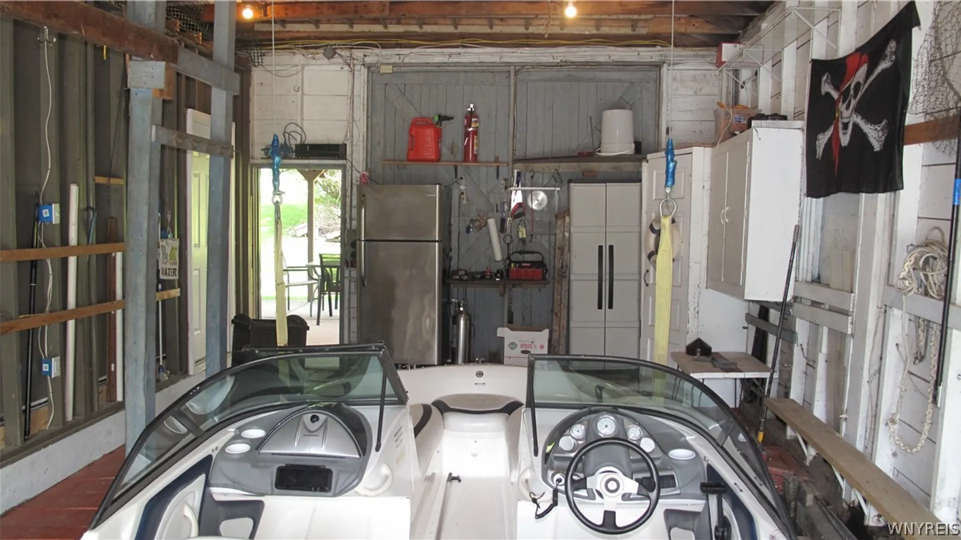 Property at 19 Canal Front Mayors Park, North Tonawanda, NY 14120 4
