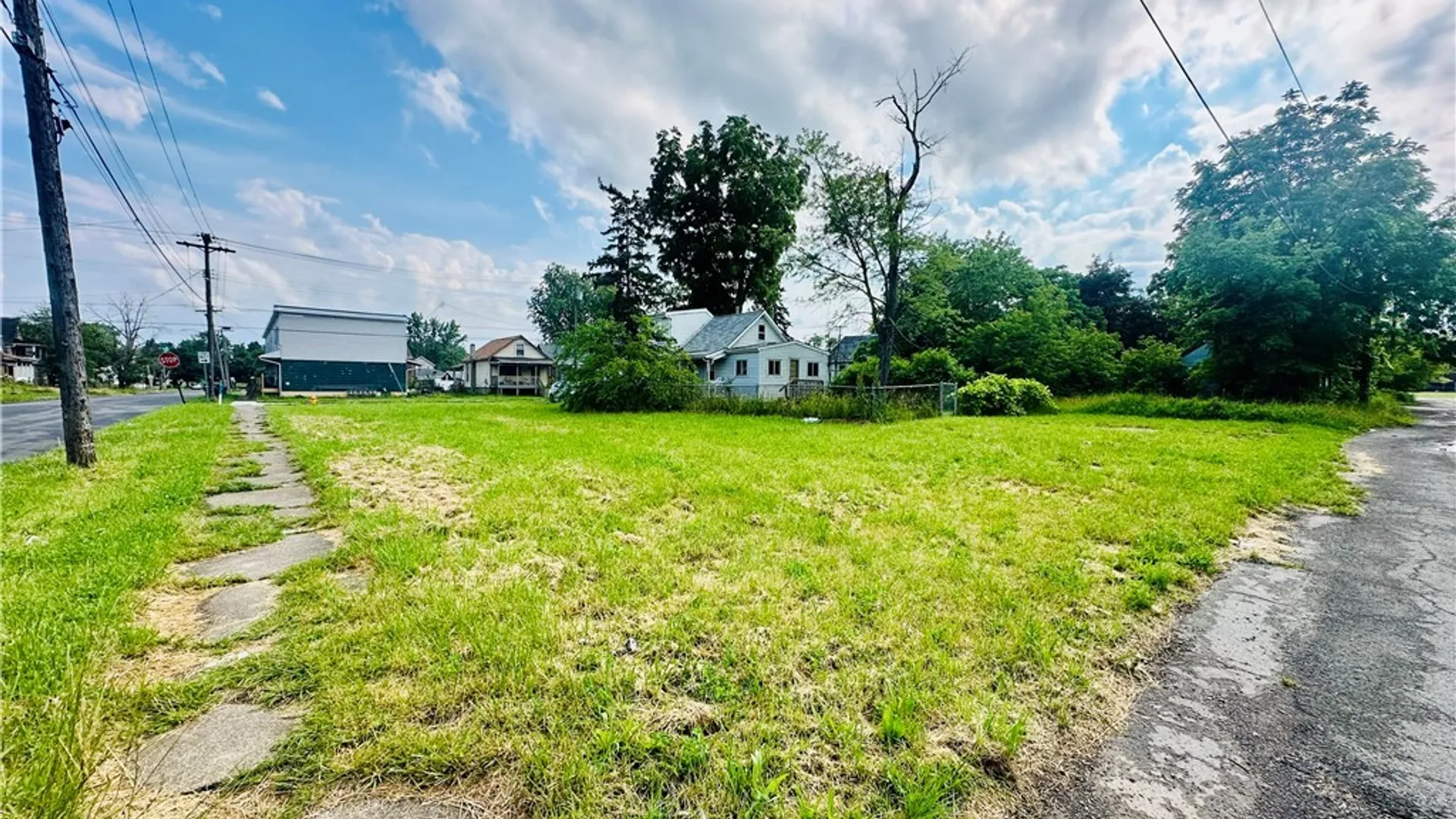 Property at 1164 Whitney Avenue, Niagara Falls, NY 14301 4