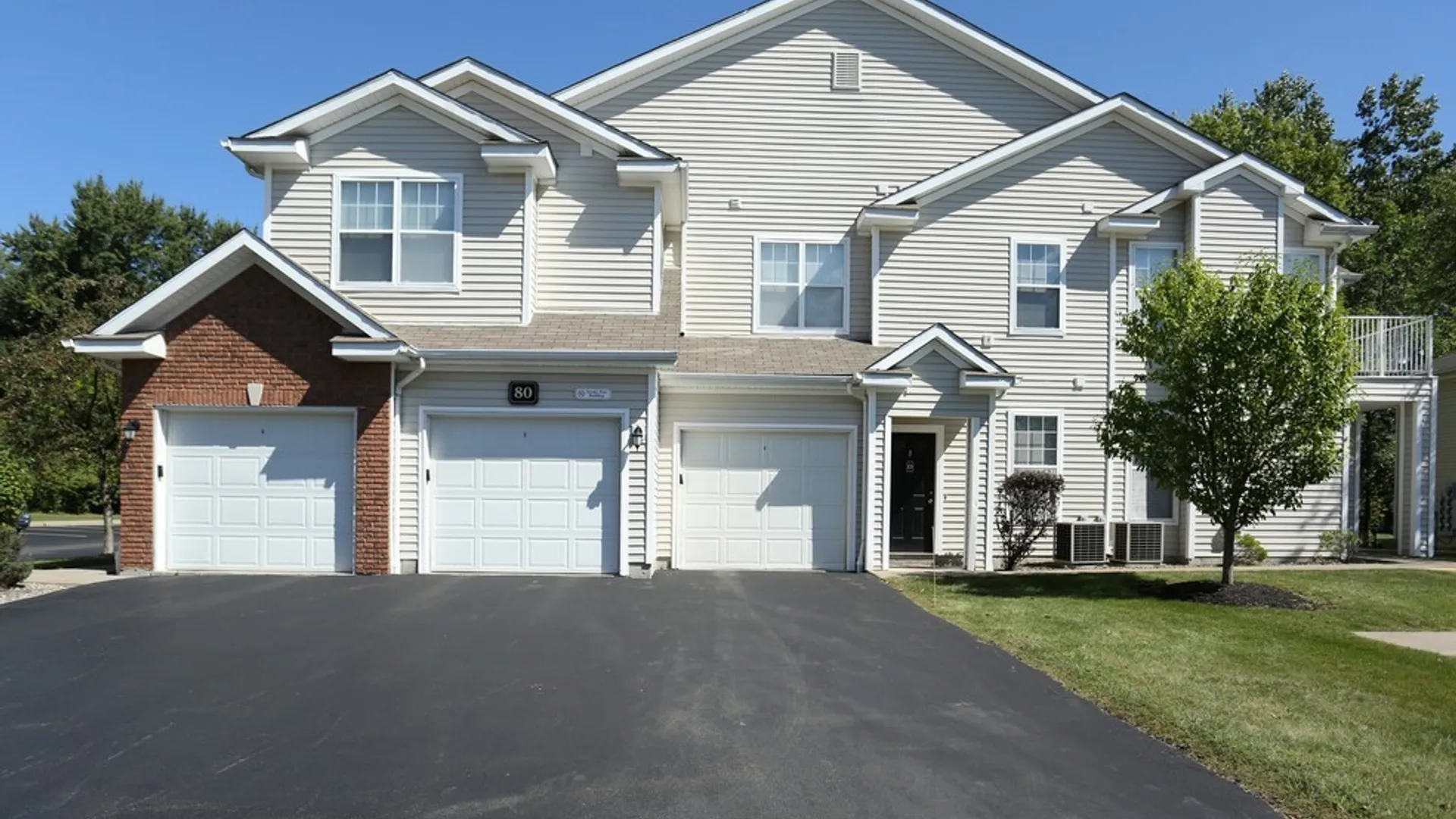 Property at 10 Arielle Court C-Plan, Amherst, NY 14221 4