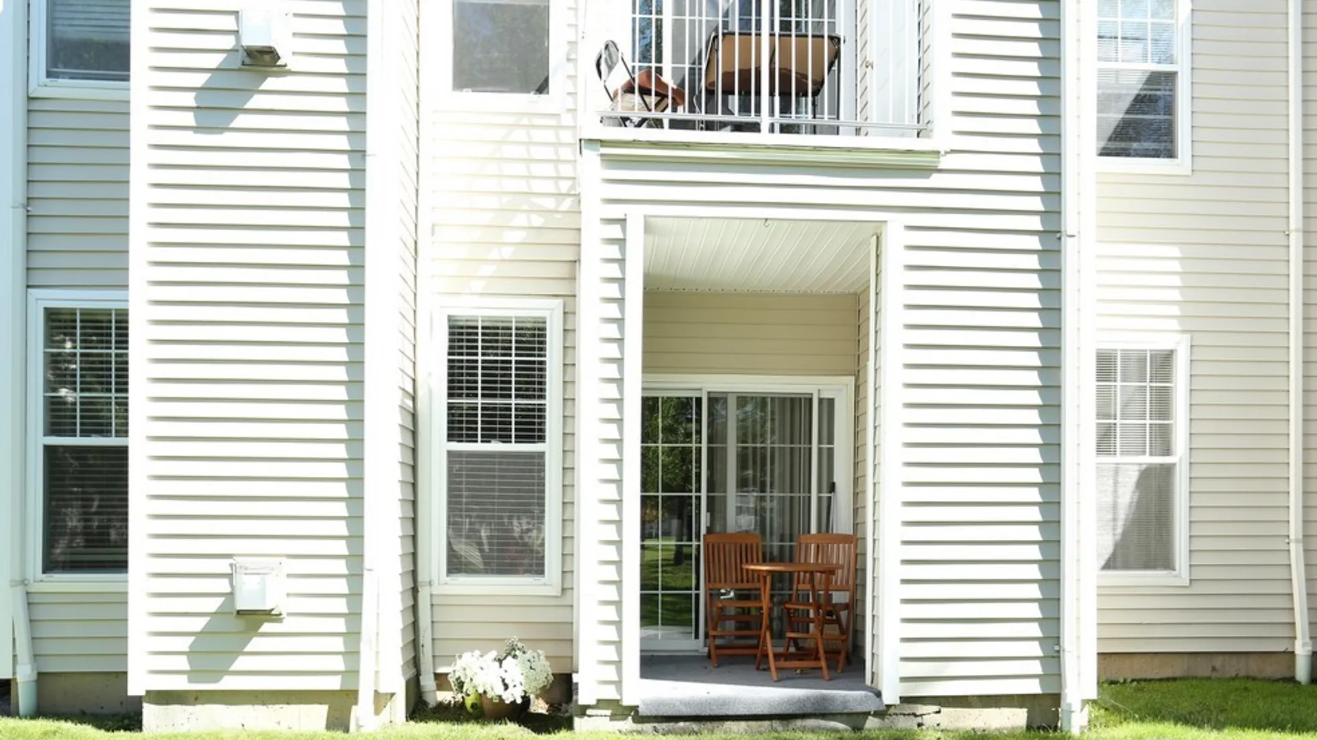 Property at 10 Arielle Court C-Plan, Amherst, NY 14221 5