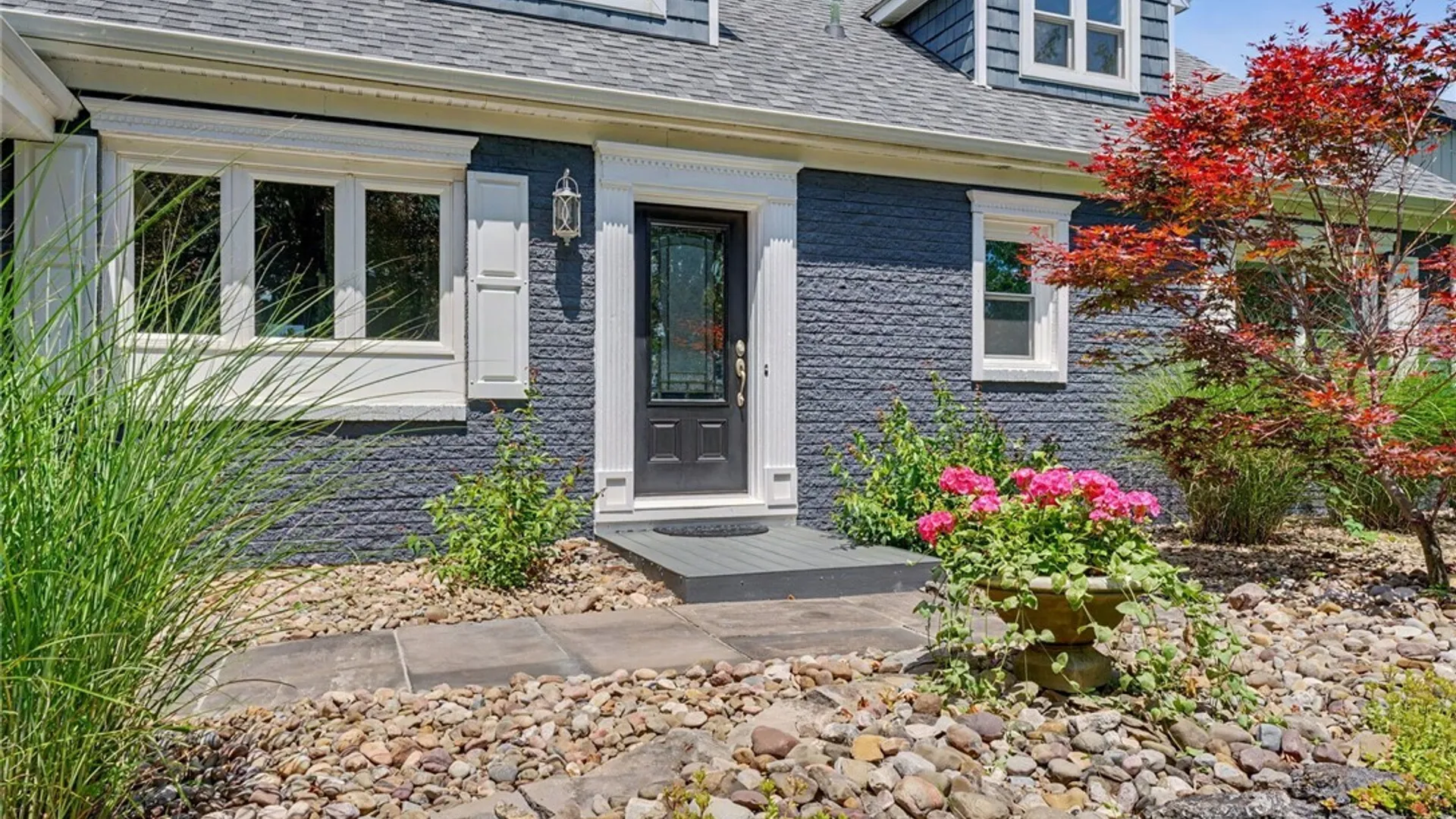 Property at 8150 Sheridan Drive, Clarence, NY 14221 4