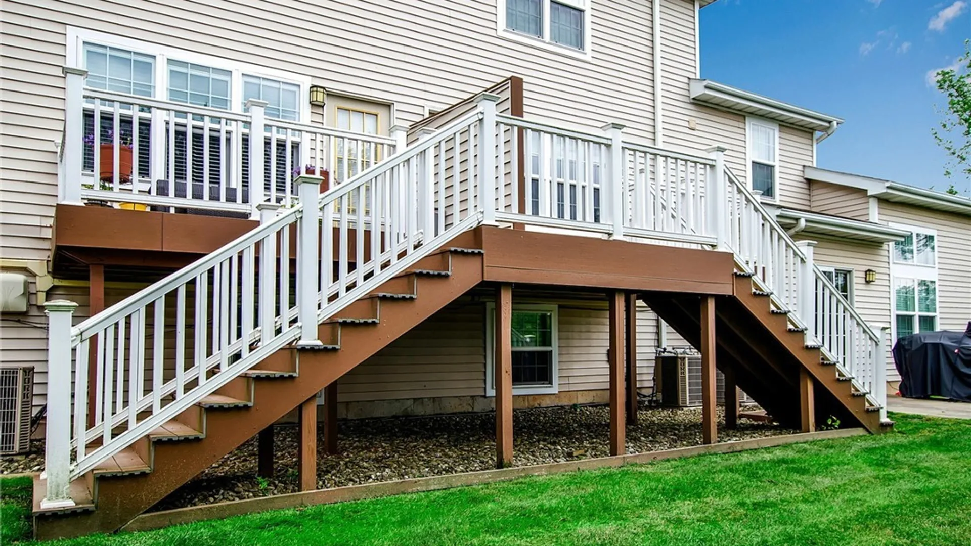 Property at 25 Spring Meadow Dr C Plan, Amherst, NY 14221 3