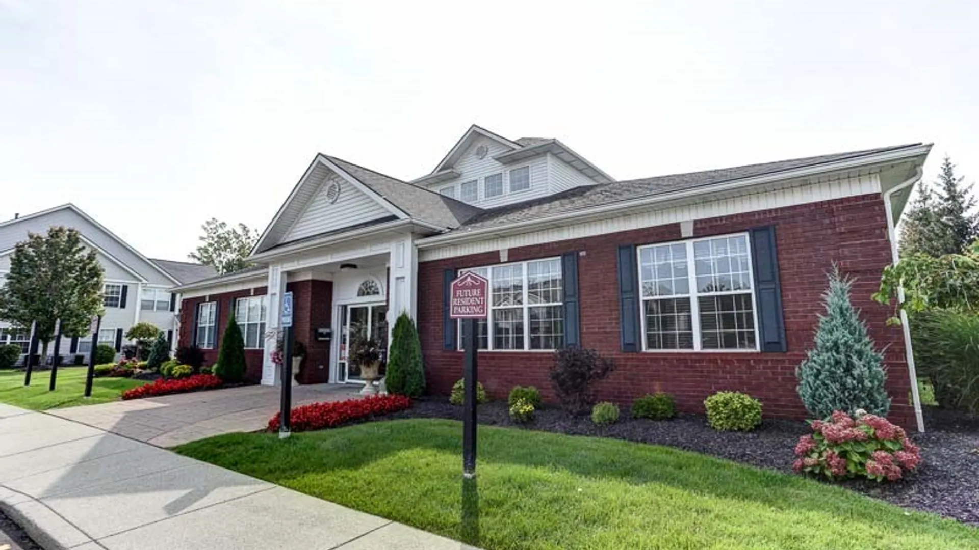 Property at 5 Autumn Creek C PLan, Amherst, NY 14221 35