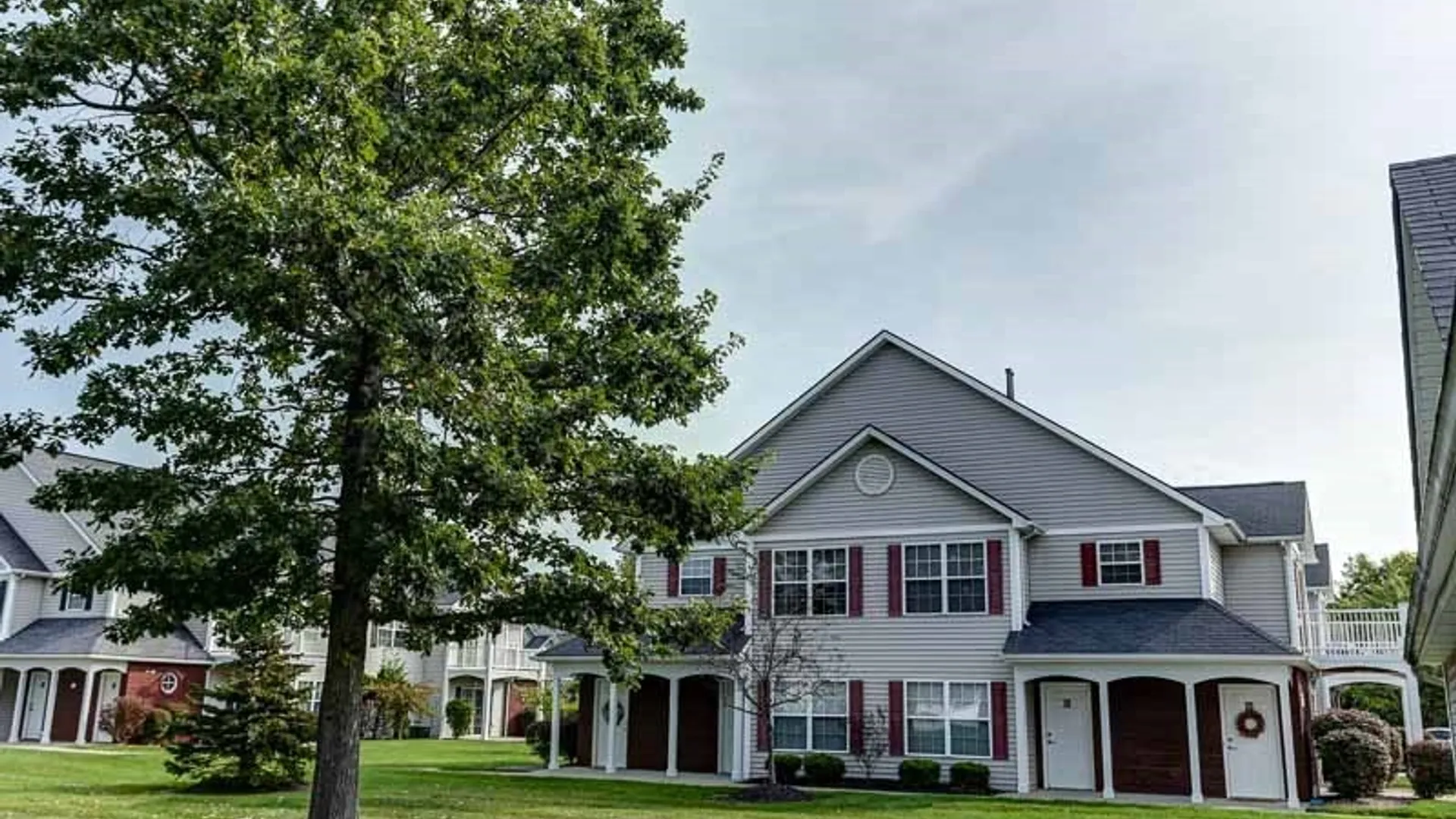 Property at 5 Autumn Creek C PLan, Amherst, NY 14221 5