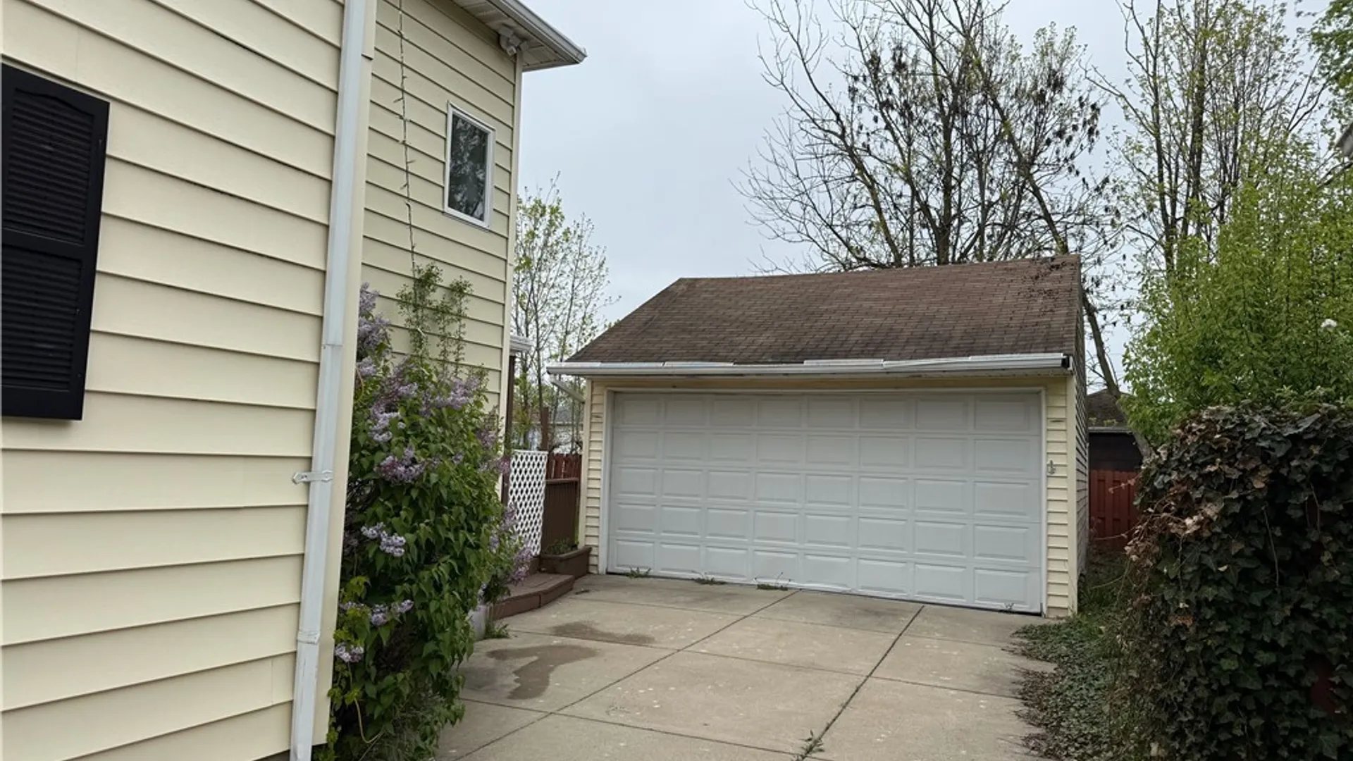 Property at 437 Springville Avenue, Amherst, NY 14226 2
