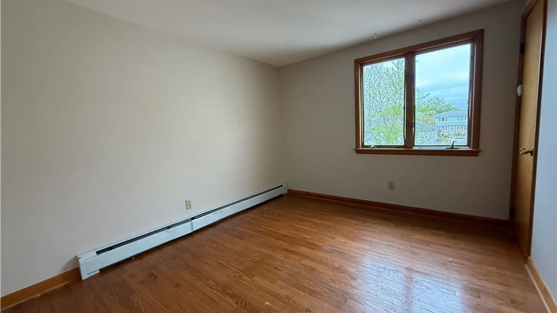 Property at 437 Springville Avenue, Amherst, NY 14226 25