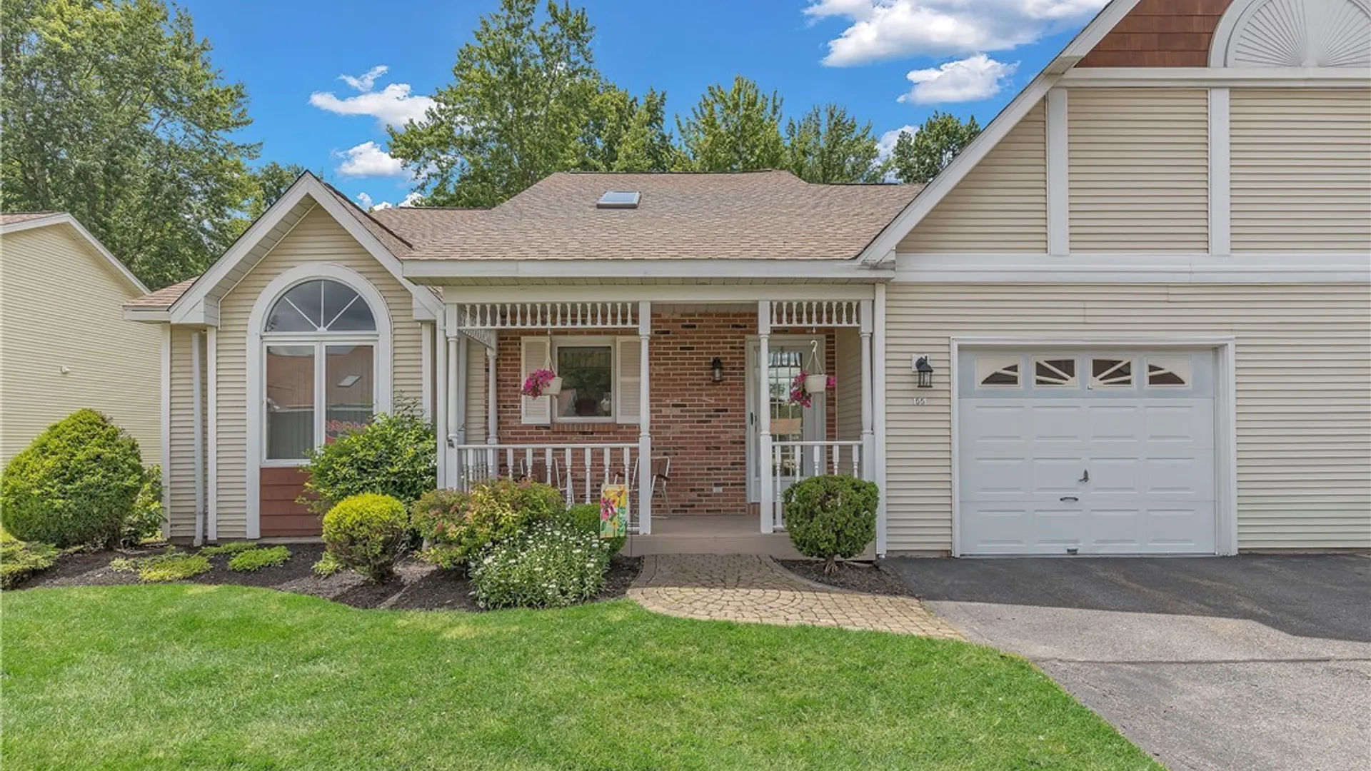 Property at 55 Spicebush Lane, Amherst, NY 14221 2