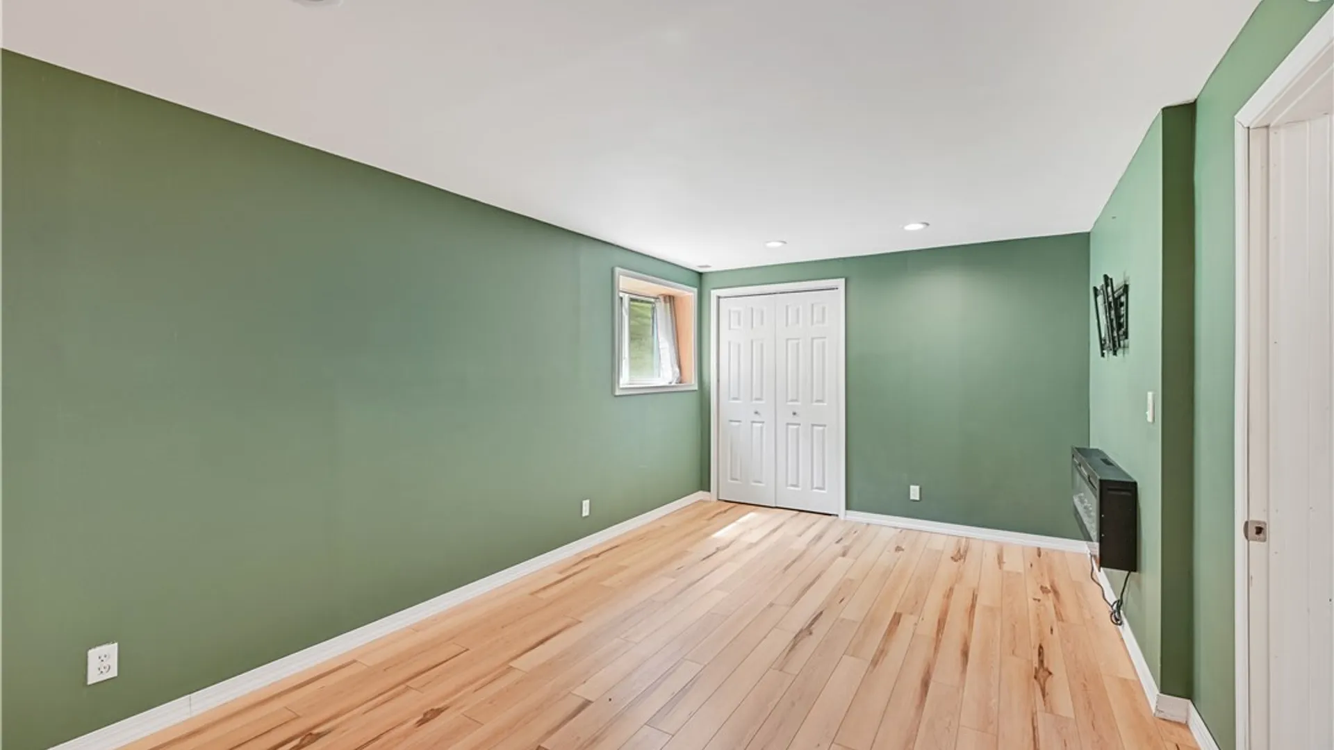 Property at 7 Pinewood Lane, South Bristol, NY 14512 44