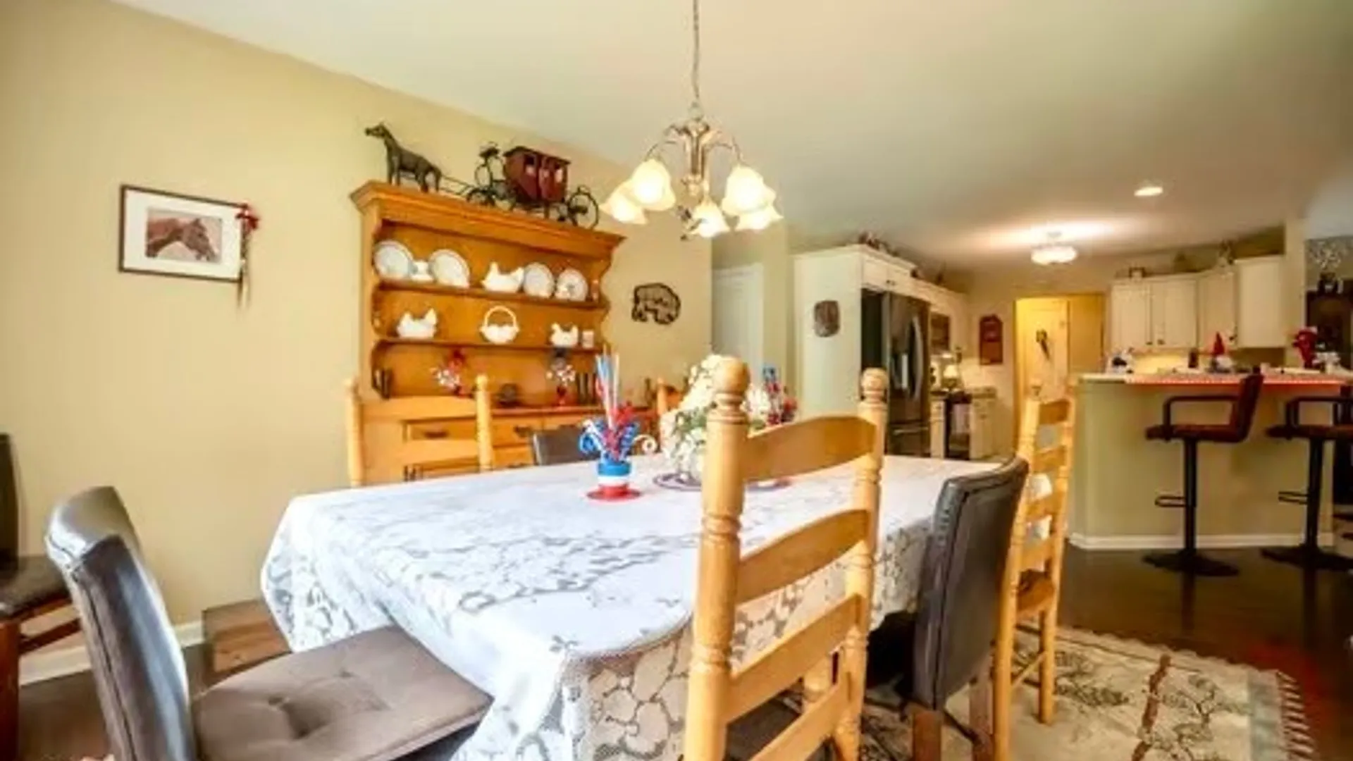Property at 55 Chancellor Lane, West Seneca, NY 14224 12