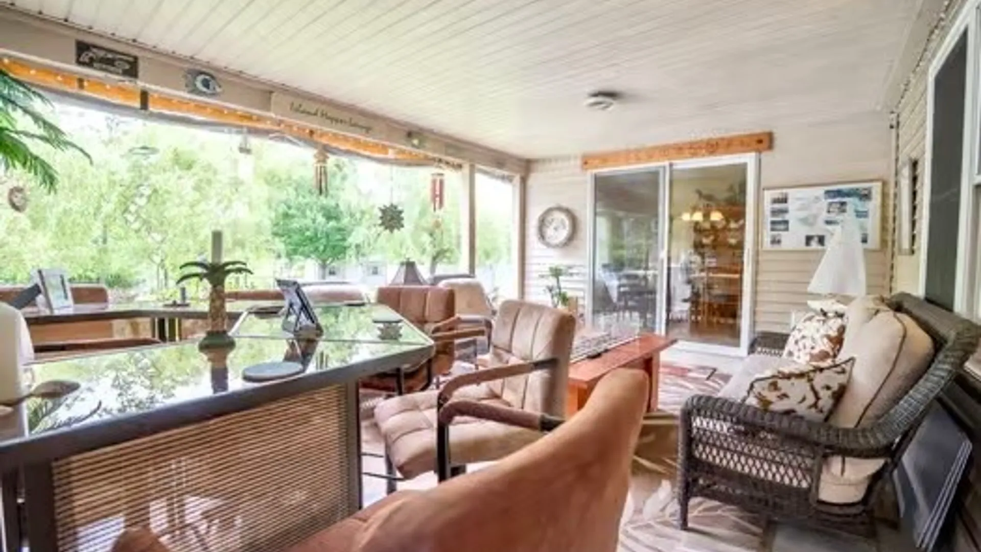 Property at 55 Chancellor Lane, West Seneca, NY 14224 14