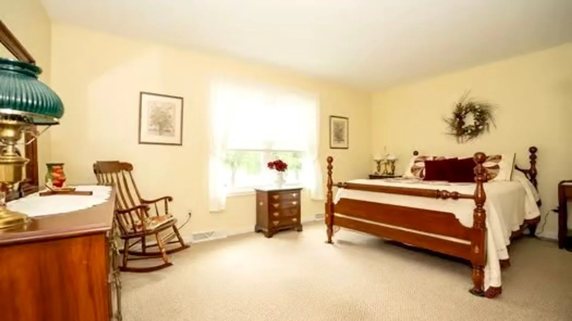 Property at 55 Chancellor Lane, West Seneca, NY 14224 17