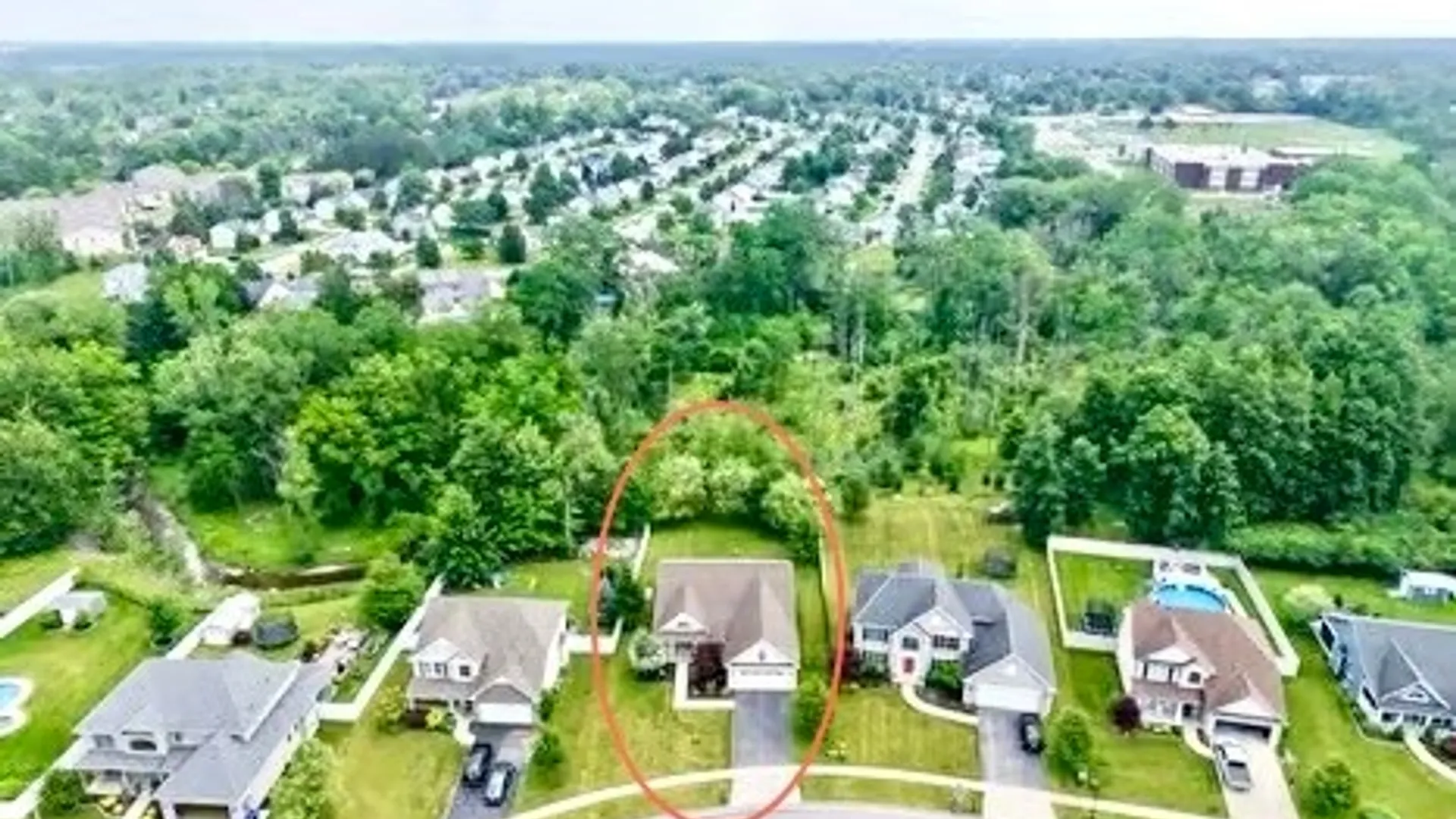 Property at 55 Chancellor Lane, West Seneca, NY 14224 2