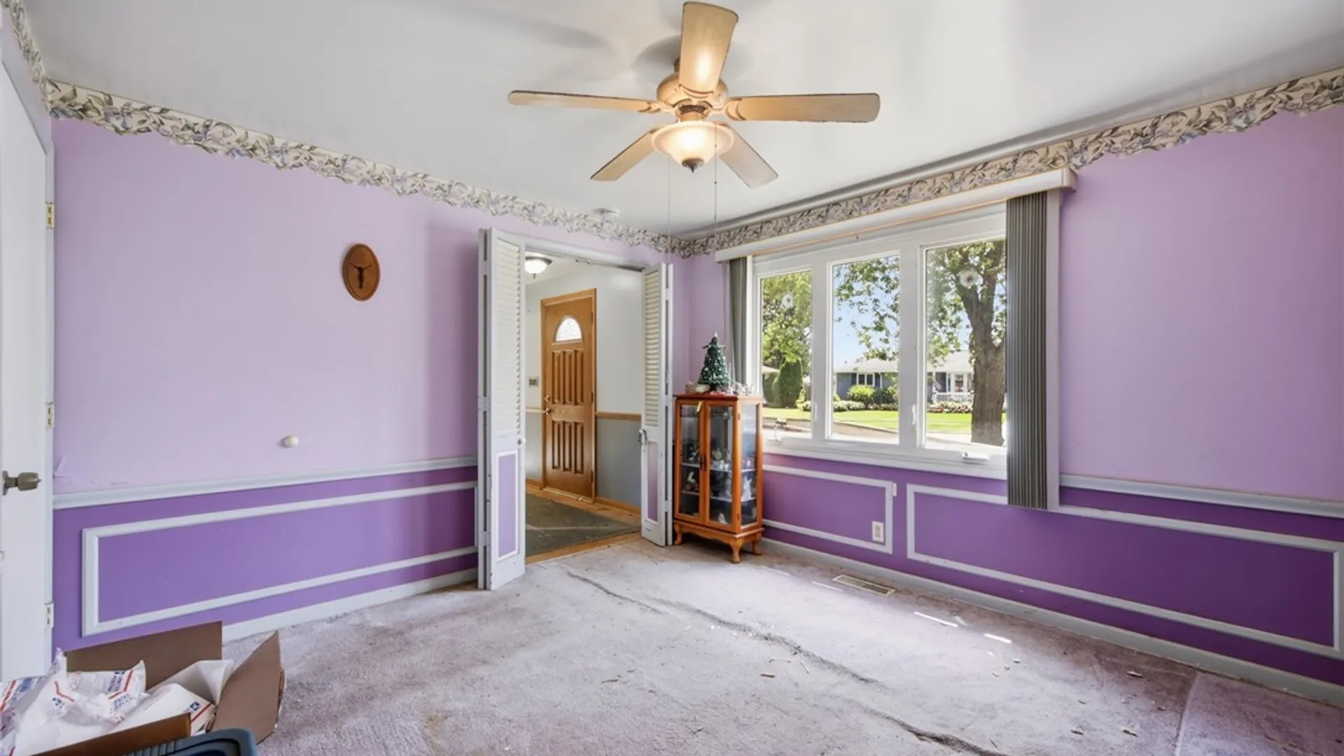 Property at 221 Woodmere Drive, Tonawanda, NY 14150 14