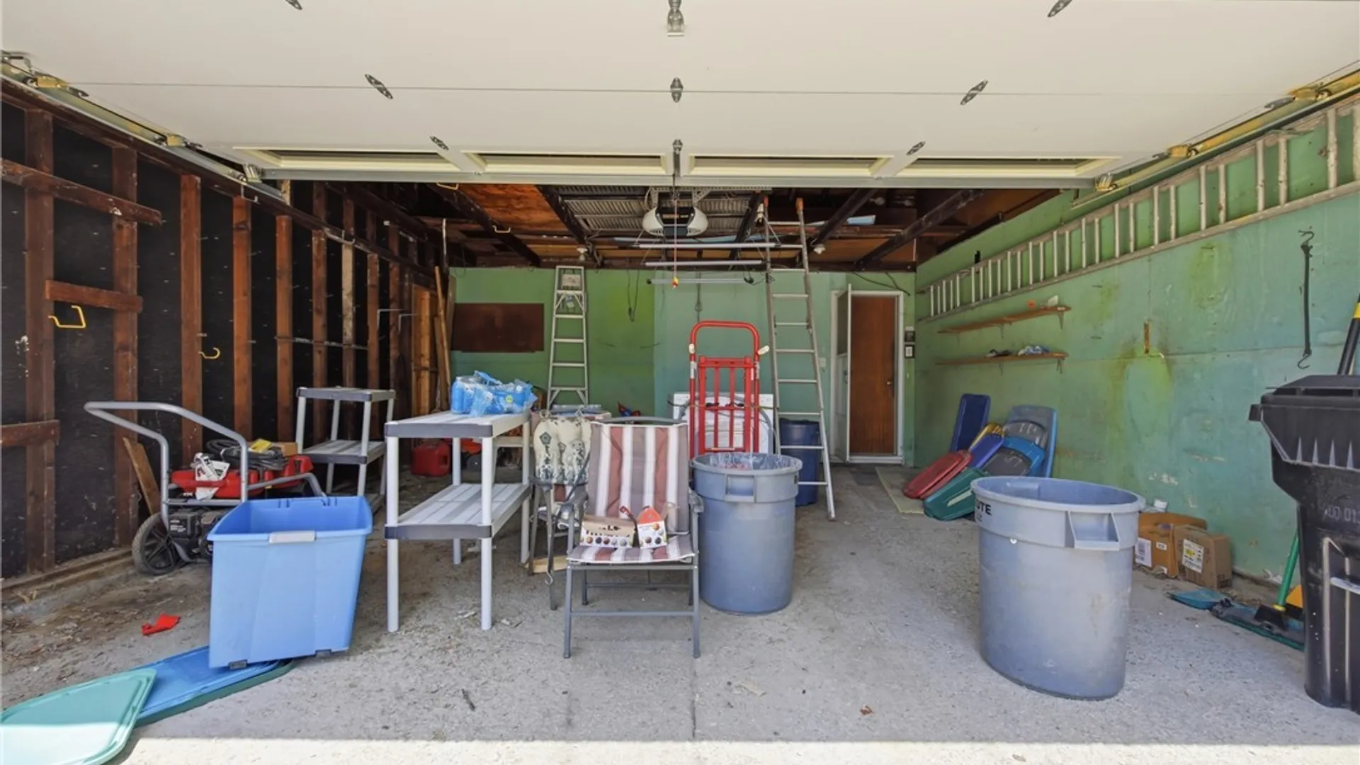 Property at 221 Woodmere Drive, Tonawanda, NY 14150 35