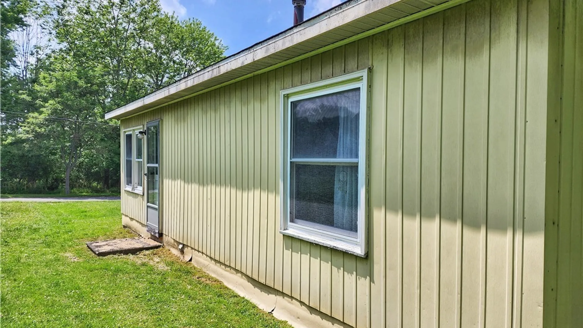 Property at 7 Marion Street, Jamestown, NY 14701 4