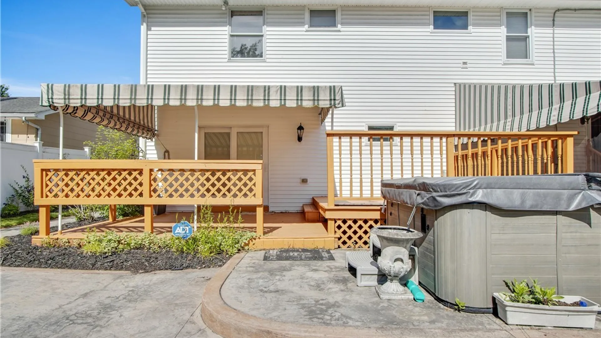 Property at 75 Saint Gregory Court, Amherst, NY 14221 10
