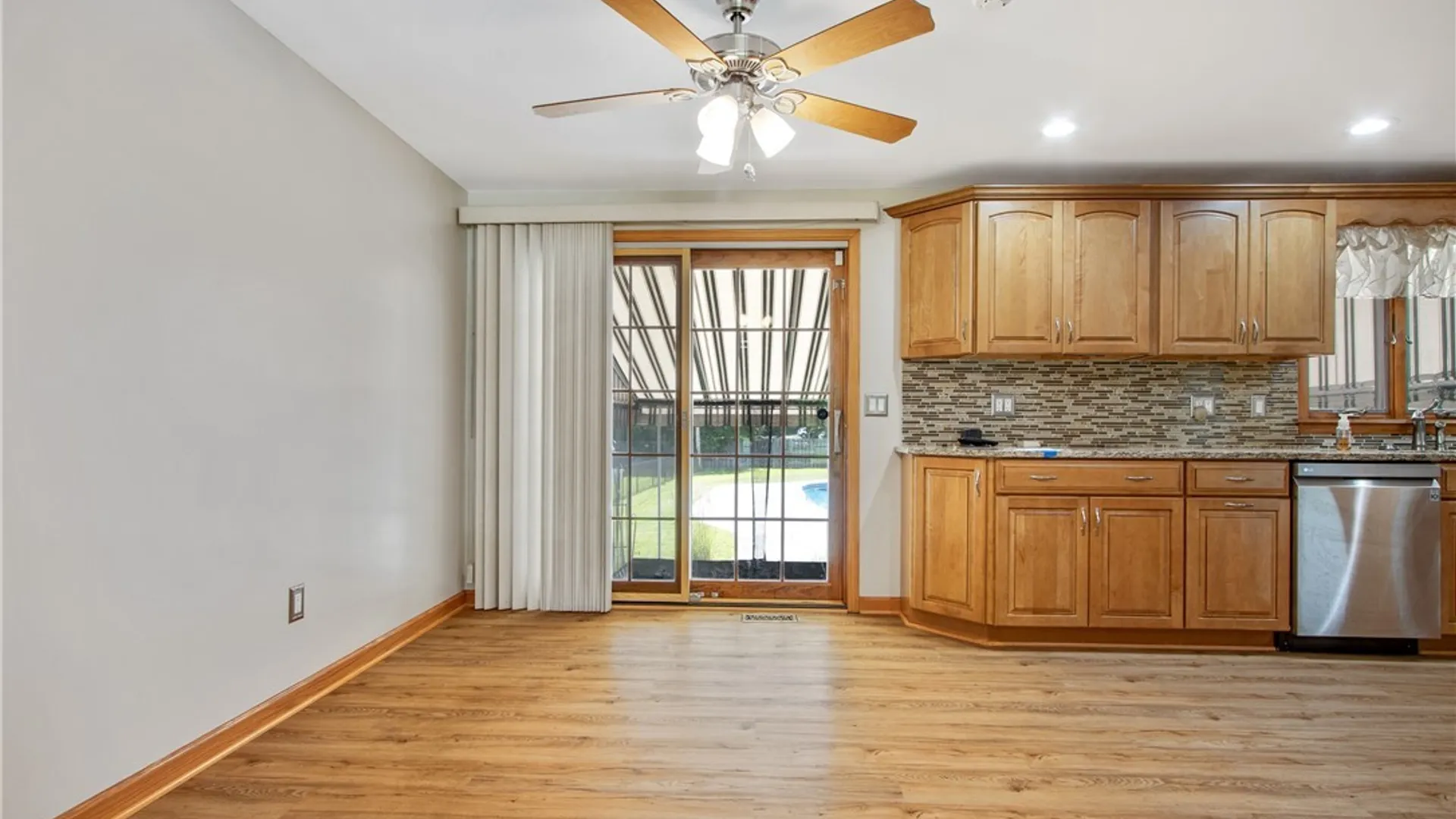 Property at 75 Saint Gregory Court, Amherst, NY 14221 17