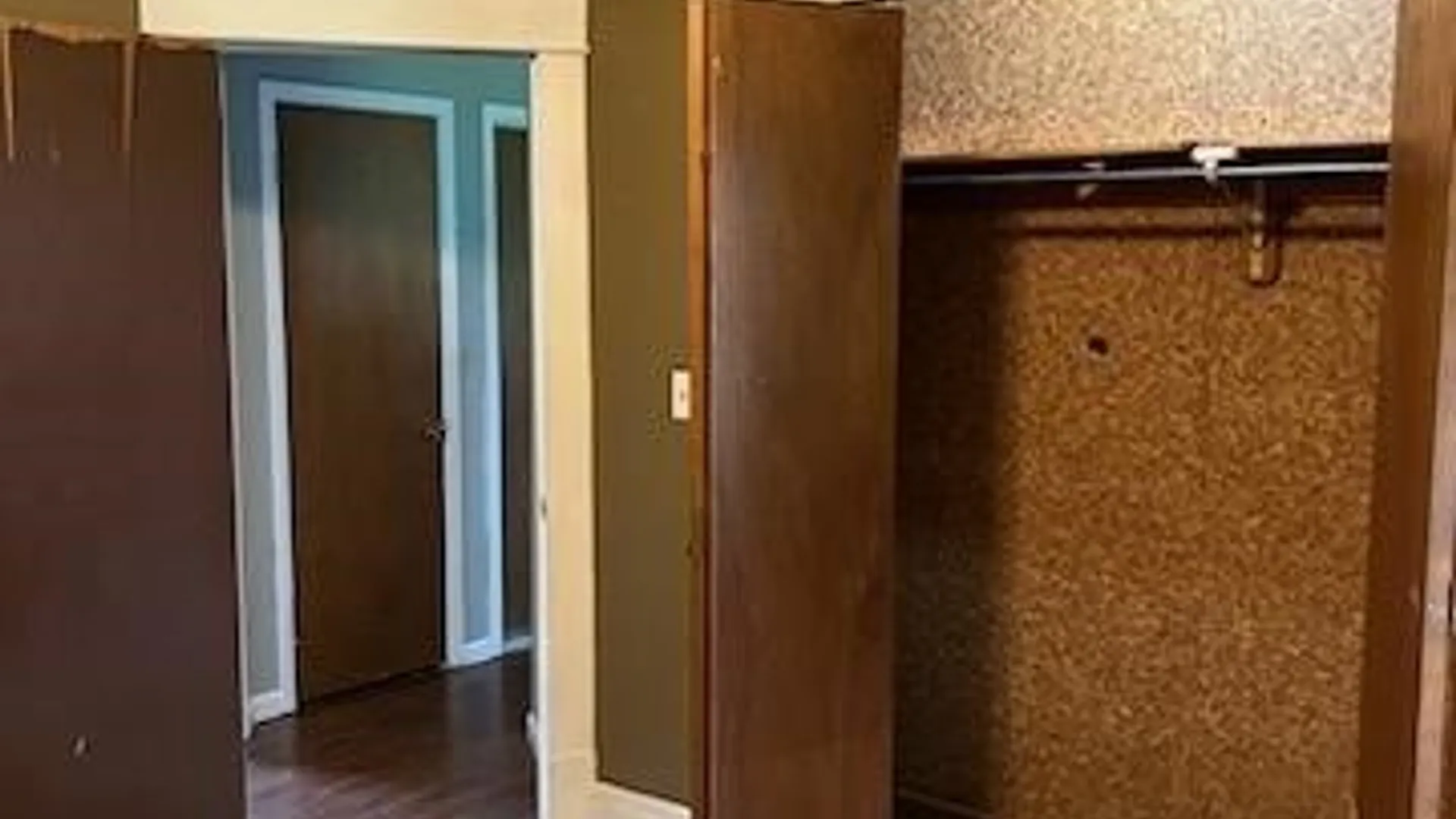 Property at 43 Nason Parkway, Lackawanna, NY 14218 9