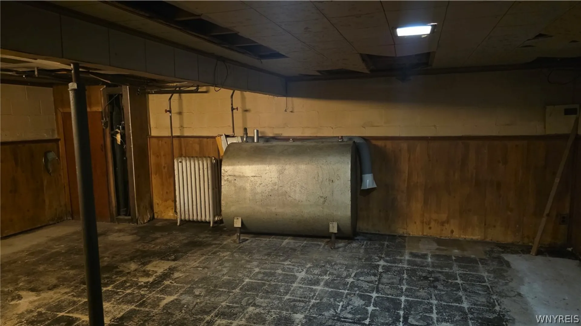 Property at 17 Suffolk Street, Buffalo, NY 14215 19